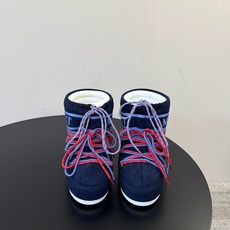 Moon Boot2026vs秋冬季爆款雪地靴系列…… 【情侣亲子月亮雪地靴】 忘了UGG吧,时髦人都在穿Moon B Moon Boot2026vs秋冬季爆款雪地靴系列…… 【情侣亲子月亮雪地靴】 忘了UGG吧,时髦人都在穿Moon B