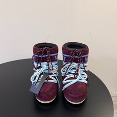 Moon Boot2026vs秋冬季爆款雪地靴系列…… 【情侣亲子月亮雪地靴】 忘了UGG吧,时髦人都在穿Moon B Moon Boot2026vs秋冬季爆款雪地靴系列…… 【情侣亲子月亮雪地靴】 忘了UGG吧,时髦人都在穿Moon B