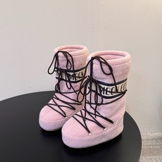 Moon Boot2026vs秋冬季爆款雪地靴系列…… 【情侣亲子月亮雪地靴】 忘了UGG吧,时髦人都在穿Moon B Moon Boot2026vs秋冬季爆款雪地靴系列…… 【情侣亲子月亮雪地靴】 忘了UGG吧,时髦人都在穿Moon B