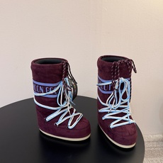 Moon Boot2026vs秋冬季爆款雪地靴系列…… 【情侣亲子月亮雪地靴】 忘了UGG吧,时髦人都在穿Moon B Moon Boot2026vs秋冬季爆款雪地靴系列…… 【情侣亲子月亮雪地靴】 忘了UGG吧,时髦人都在穿Moon B