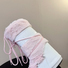 Moon Boot2026vs秋冬季爆款雪地靴系列…… 【情侣亲子月亮雪地靴】 忘了UGG吧,时髦人都在穿Moon B Moon Boot2026vs秋冬季爆款雪地靴系列…… 【情侣亲子月亮雪地靴】 忘了UGG吧,时髦人都在穿Moon B