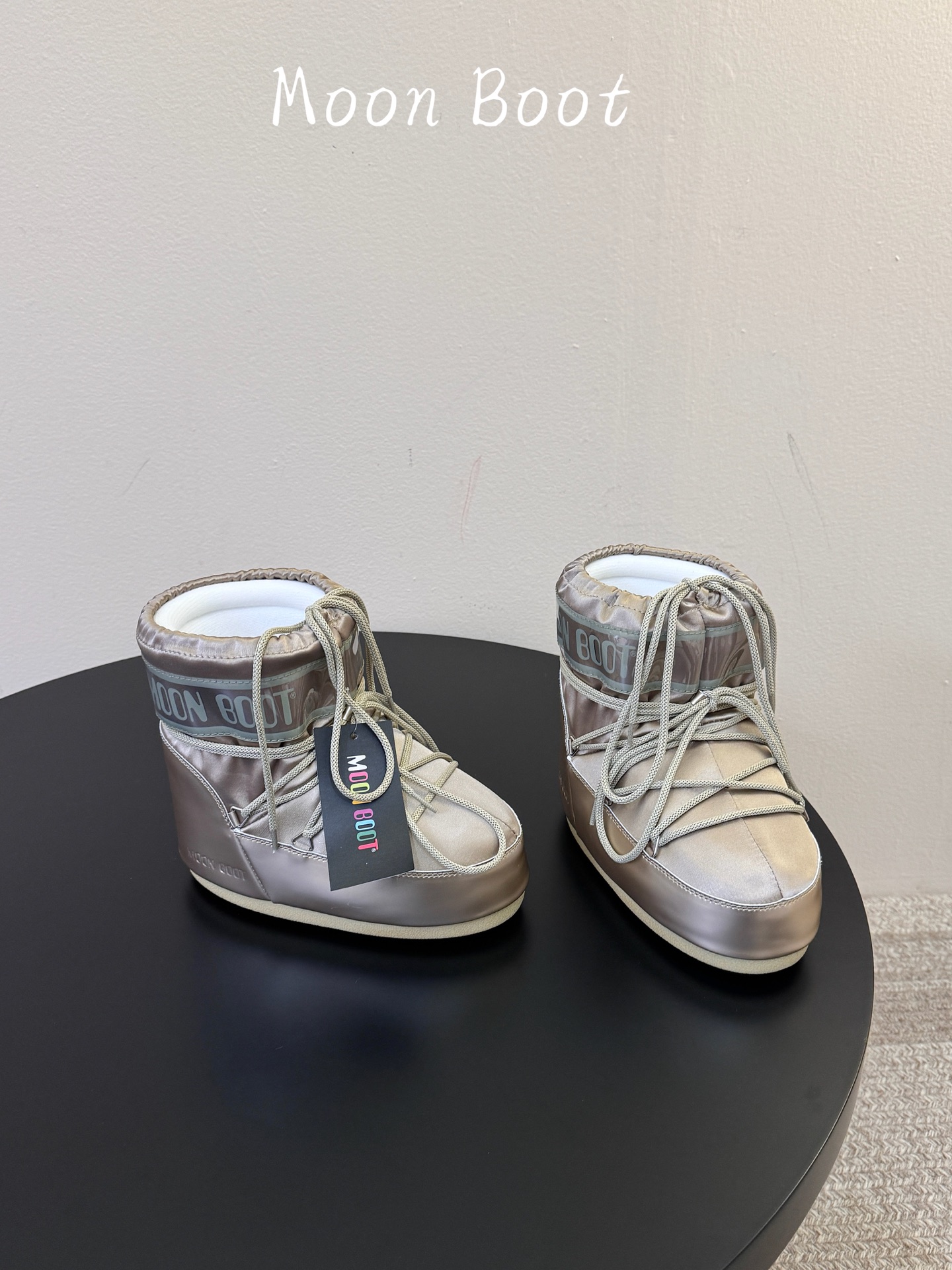 Moon Boot2026vs秋冬季爆款雪地靴系列…… 【情侣亲子月亮雪地靴】  忘了UGG吧，时髦人都在穿Moon B