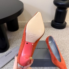 Balenciaga巴黎世家高跟鞋 将时髦发挥到极致的 巴黎世家方头时装鞋,巴黎世家的鞋子绝对开了挂,每一双都想去入, Balenciaga巴黎世家高跟鞋 将时髦发挥到极致的 巴黎世家方头时装鞋,巴黎世家的鞋子绝对开了挂,每一双都想去入,