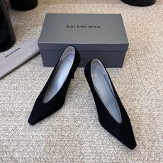 Balenciaga巴黎世家高跟鞋 将时髦发挥到极致的 巴黎世家方头时装鞋,巴黎世家的鞋子绝对开了挂,每一双都想去入, Balenciaga巴黎世家高跟鞋 将时髦发挥到极致的 巴黎世家方头时装鞋,巴黎世家的鞋子绝对开了挂,每一双都想去入,