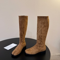 Maison Margiela 玛吉拉tabi分趾Mm6真皮宽筒直筒长靴不过膝 秋冬新细高跟高筒靴最高版本买手代购1:1 Maison Margiela 玛吉拉tabi分趾Mm6真皮宽筒直筒长靴不过膝 秋冬新细高跟高筒靴最高版本买手代购1:1