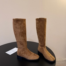 Maison Margiela 玛吉拉tabi分趾Mm6真皮宽筒直筒长靴不过膝 秋冬新细高跟高筒靴最高版本买手代购1:1 Maison Margiela 玛吉拉tabi分趾Mm6真皮宽筒直筒长靴不过膝 秋冬新细高跟高筒靴最高版本买手代购1:1