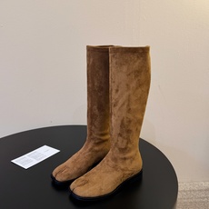 Maison Margiela 玛吉拉tabi分趾Mm6真皮宽筒直筒长靴不过膝 秋冬新细高跟高筒靴最高版本买手代购1:1 Maison Margiela 玛吉拉tabi分趾Mm6真皮宽筒直筒长靴不过膝 秋冬新细高跟高筒靴最高版本买手代购1:1