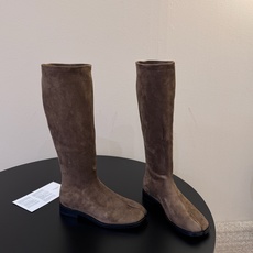 Maison Margiela 玛吉拉tabi分趾Mm6真皮宽筒直筒长靴不过膝 秋冬新细高跟高筒靴最高版本买手代购1:1 Maison Margiela 玛吉拉tabi分趾Mm6真皮宽筒直筒长靴不过膝 秋冬新细高跟高筒靴最高版本买手代购1:1