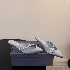Balenciaga巴黎世家高跟凉拖 将时髦发挥到极致的 巴黎世家方头时装鞋,巴黎世家的鞋子绝对开了挂,每一双都想去入 Balenciaga巴黎世家高跟凉拖 将时髦发挥到极致的 巴黎世家方头时装鞋,巴黎世家的鞋子绝对开了挂,每一双都想去入