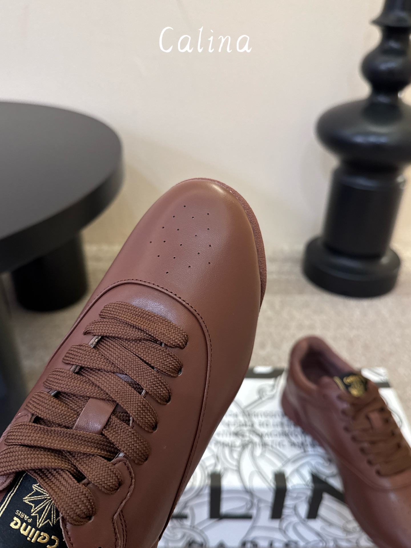 硬货,我家侧边都有挂标 不是市场普通版本 CELINE & REEBOK|阿普瑞风联名Celine思琳 & Reebok 硬货,我家侧边都有挂标 不是市场普通版本 CELINE & REEBOK|阿普瑞风联名Celine思琳 & Reebok