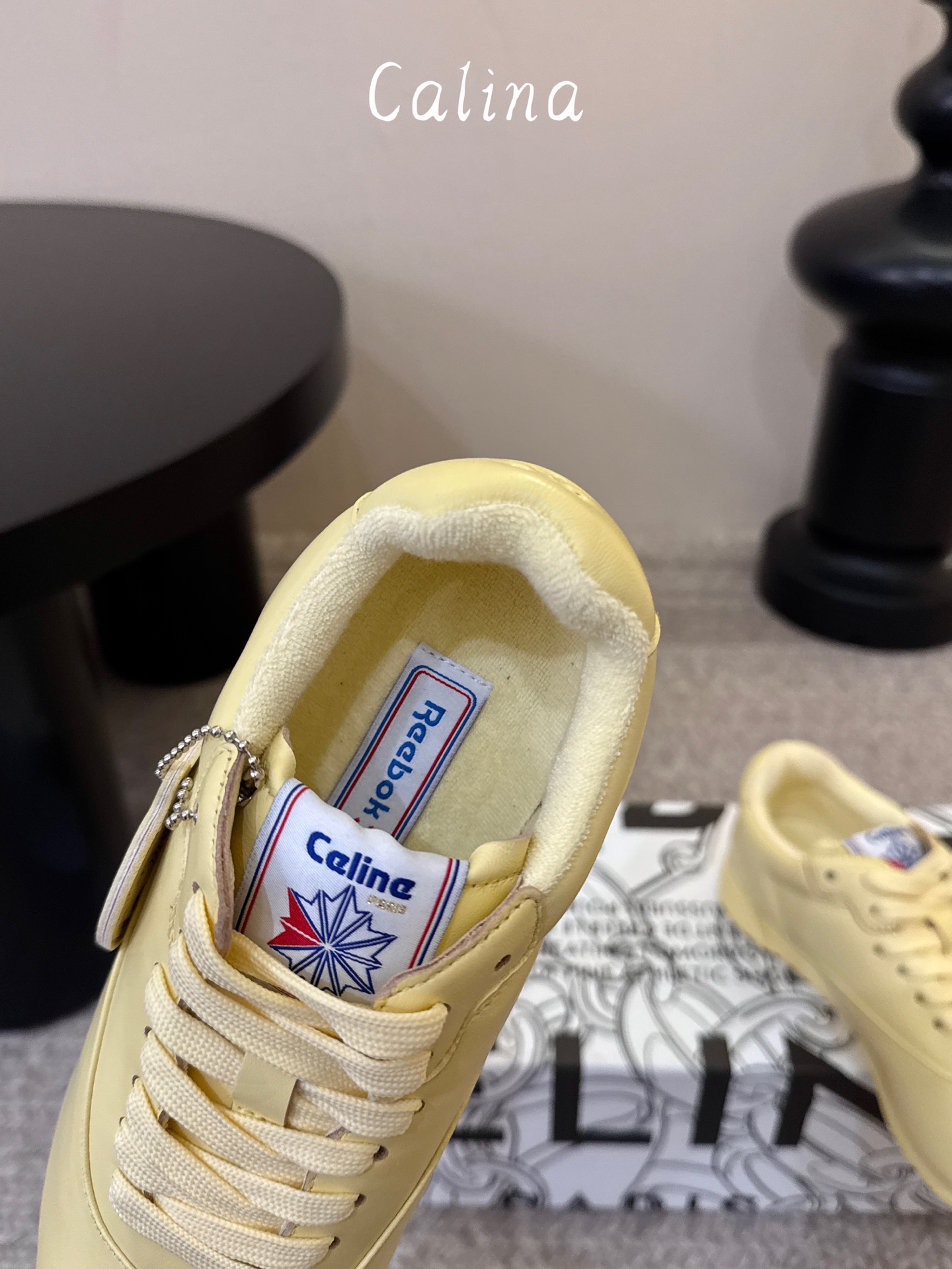 硬货，我家侧边都有挂标 不是市场普通版本 CELINE & REEBOK｜阿普瑞风联名Celine思琳 & Reebok