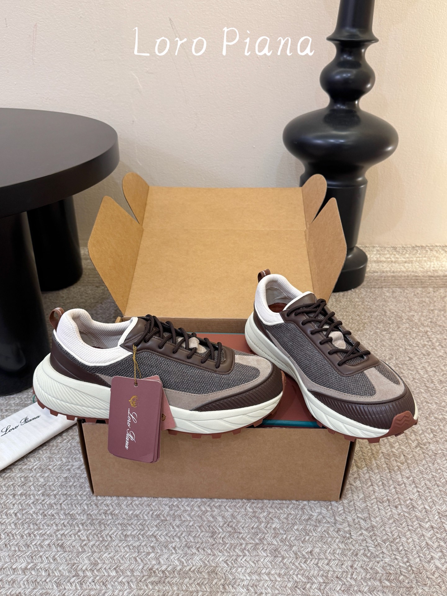男款 Loro Piana x NewBalance 联名款LP x NB 990v6系列复古 休闲 运动鞋 原版购入开 男款 Loro Piana x NewBalance 联名款LP x NB 990v6系列复古 休闲 运动鞋 原版购入开