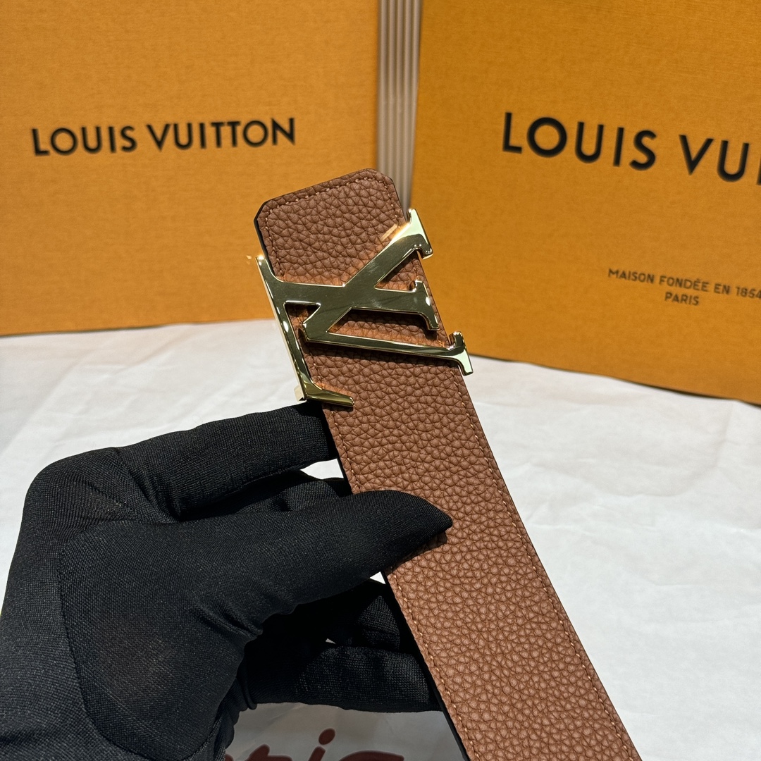 Louis Vuitton 代购级 LV 奢华款现代Taurillon皮革