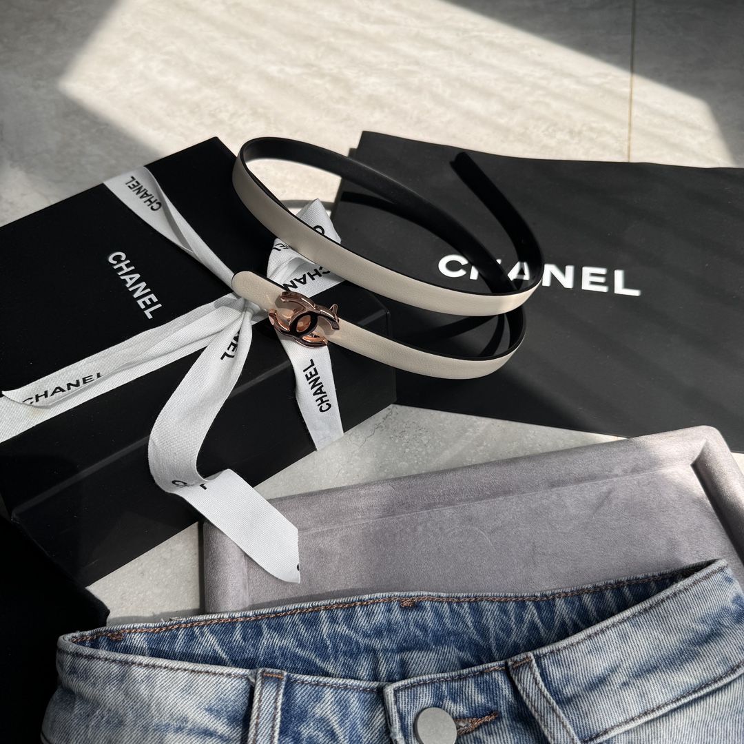 Chanel 代购级 香奈儿腰带 双面头层进口牛皮 ，铜五扣 开模定制