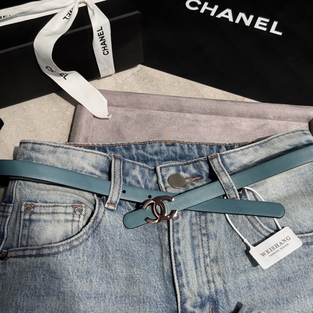 Chanel 代购级 香奈儿腰带 双面头层进口牛皮 ，铜五扣 开模定制