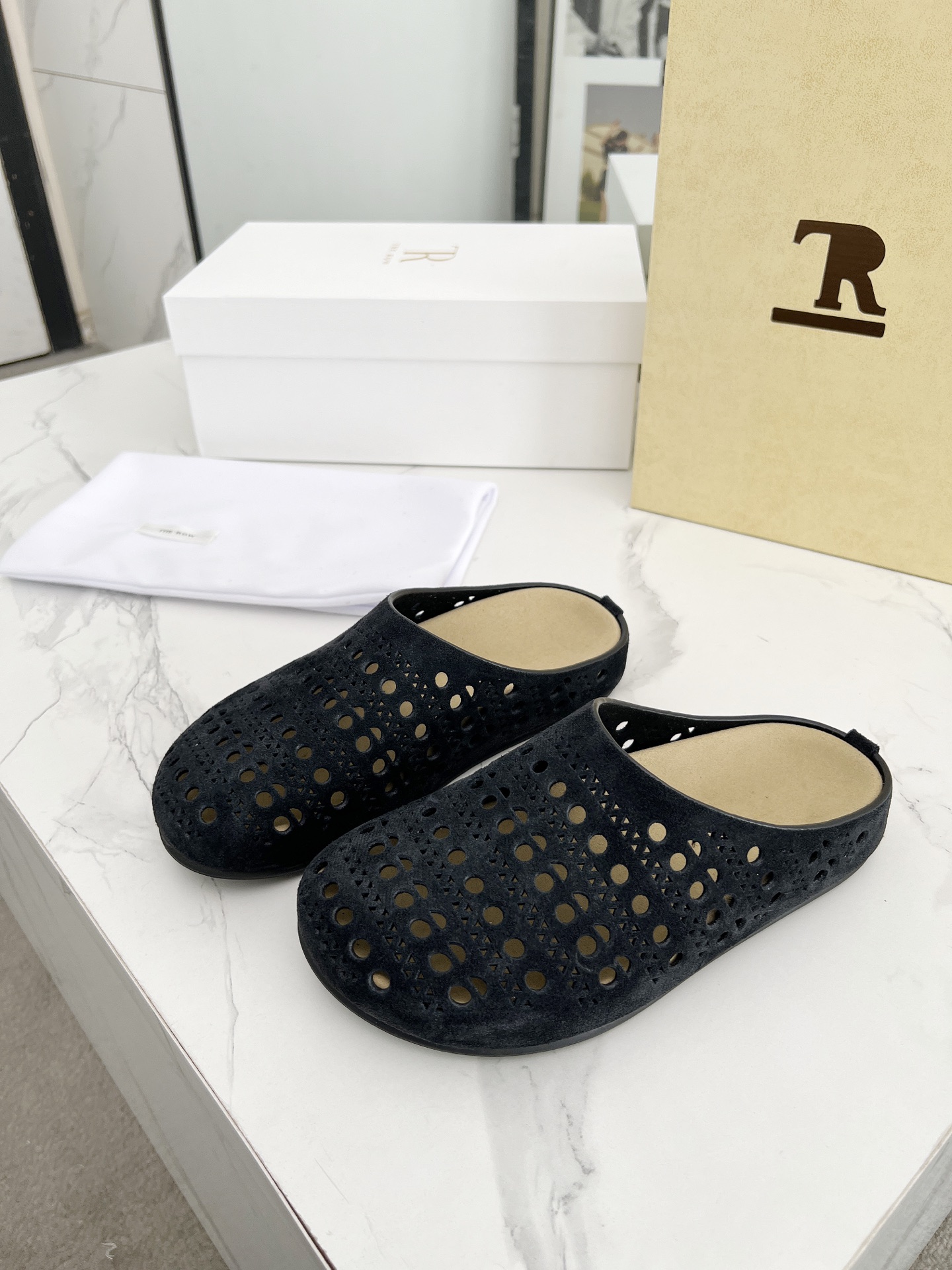 The Row 25 Women's Leather Clogs Sandals Backless Slipper Shoes 1 The Row 25 Women's Leather Clogs Sandals Backless Slipper Shoes