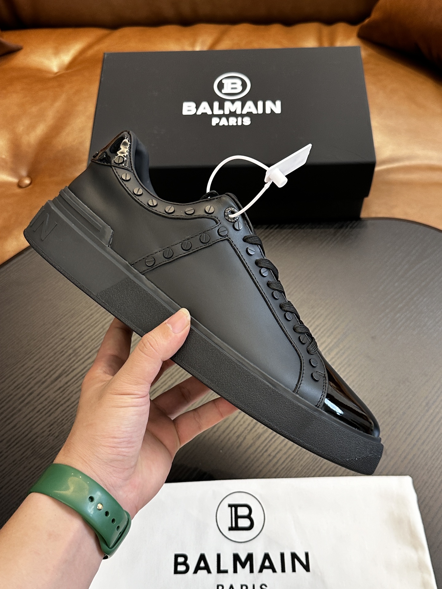 NO:222364,Brand BALMAIN Color Original Color Number 39-44 Customized 38.45.46.47 Price Material Balmain 2025 Men's Casual Shoes Original single-quality luxury material upper is imported soft cowhide comfortable breathable cowhide inner cowhide footbed. Handmade to create only for comfortable wearing experience original film outsole, Balmain, balmain, balmain, cowhide19860909品牌BALMAIN 颜色 原版配色 码数39-44定做38.45.46.47 价格 材质巴尔曼2025男士 休闲鞋 原单品质奢华选材鞋面采用进口柔软牛皮舒适透气牛皮内里牛皮垫脚 手工打造只为舒适的穿着体验原版开膜大底,巴尔曼,balmain,balmain,cowhide,Men's shoes