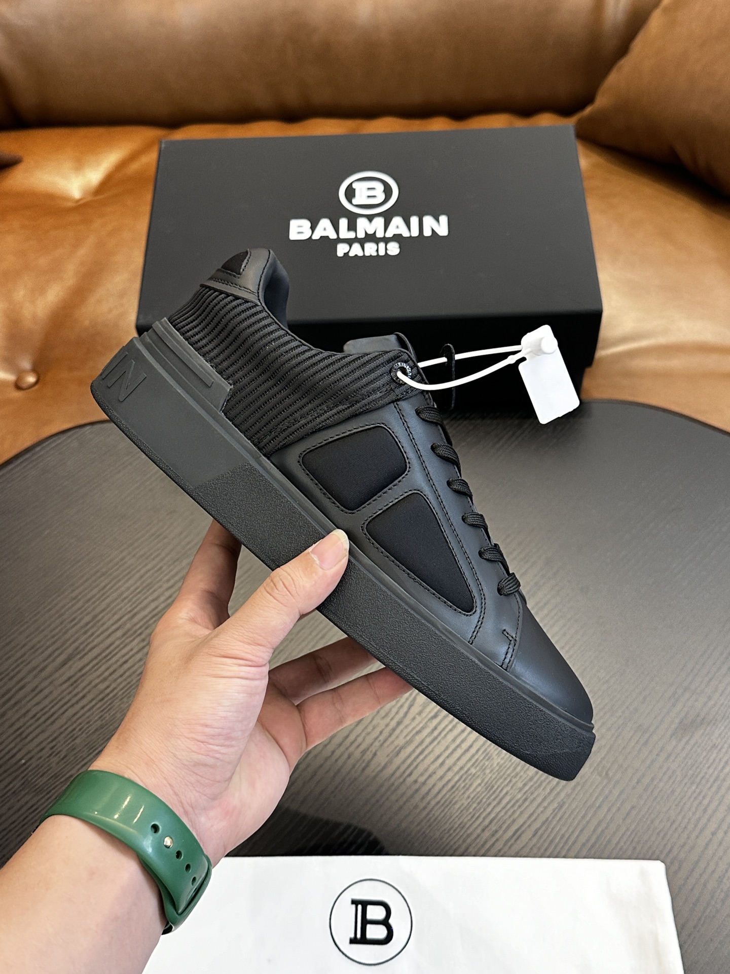 NO:222869,Brand BALMAIN Color Original Color Number 39-44 Customized 38.45.46.47 Price Material Balmain 2025 Men's Casual Shoes Original single-quality luxury material upper is imported soft cowhide comfortable breathable cowhide inner cowhide footbed. Handmade to create only for comfortable wearing experience original film outsole, Balmain, balmain, balmain, cowhide19860909品牌BALMAIN 颜色 原版配色 码数39-44定做38.45.46.47 价格 材质巴尔曼2025男士 休闲鞋 原单品质奢华选材鞋面采用进口柔软牛皮舒适透气牛皮内里牛皮垫脚 手工打造只为舒适的穿着体验原版开膜大底,巴尔曼,balmain,balmain,cowhide,Men's shoes