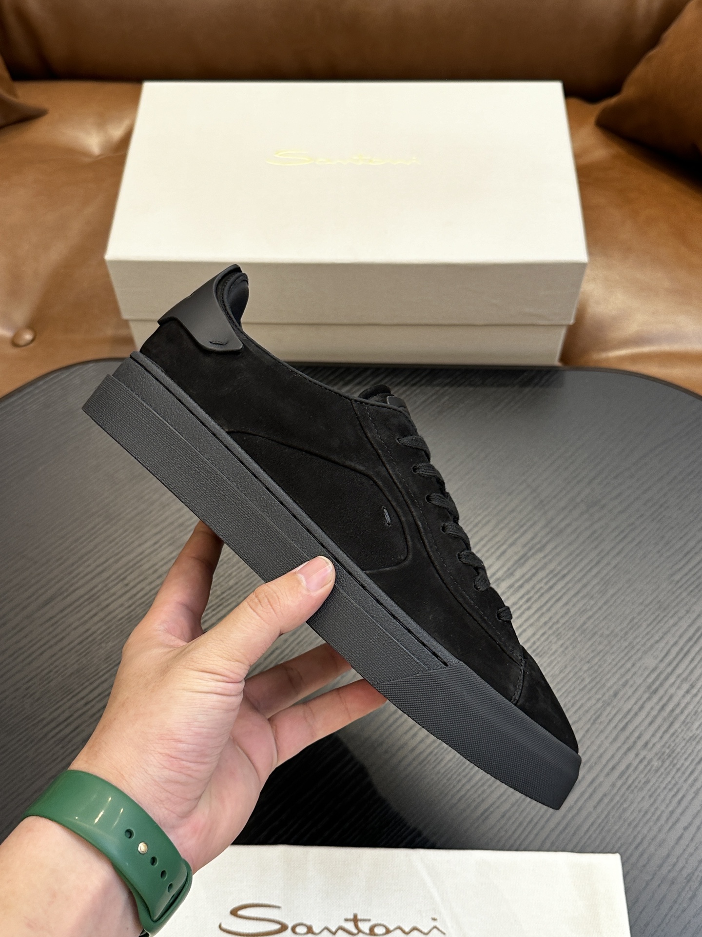 NO:223275,Brand Santoni original color matching Size 39-44 Custom made 38.45.46 Price Material Santoni Italian men's handmade calfskin casual shoes Pure handmade shoe brand, each pair of shoes is simple and classic, using 