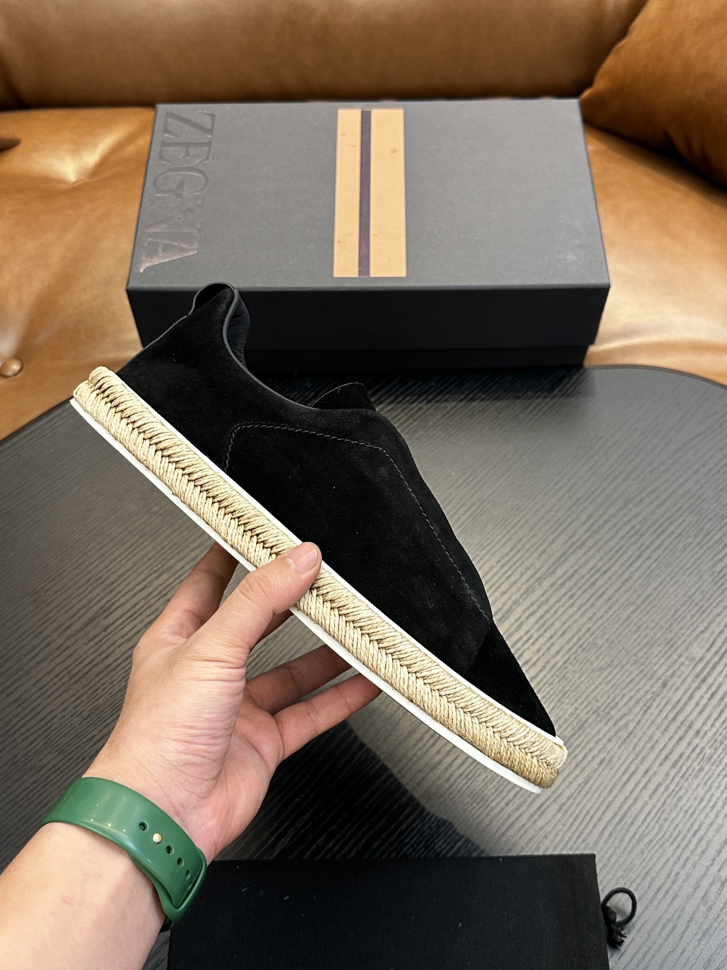 NO:337819,Brand Zegna color original color matching 39-44 customized 38.45. Price Material Zegna new model Men's casual upper uses imported original cowhide cowhide inner cowhide foot pad original single quality leather texture extremely strong comfortable and breathable + original Zegna open mold custom sole market highest quality, Zegna casual shoes, zegna, cowhide19860909品牌Zegna 颜色原版配色 码数39-44定做38.45. 价格 材质杰尼亚新款 男士 休闲鞋面采用进口原版牛皮牛皮内里 牛皮垫脚原单品质皮质感极强舒适透气+原版Zegna开模定制大底市场最高品质,杰尼亚 休闲鞋,zegna,cowhide,Men's shoes