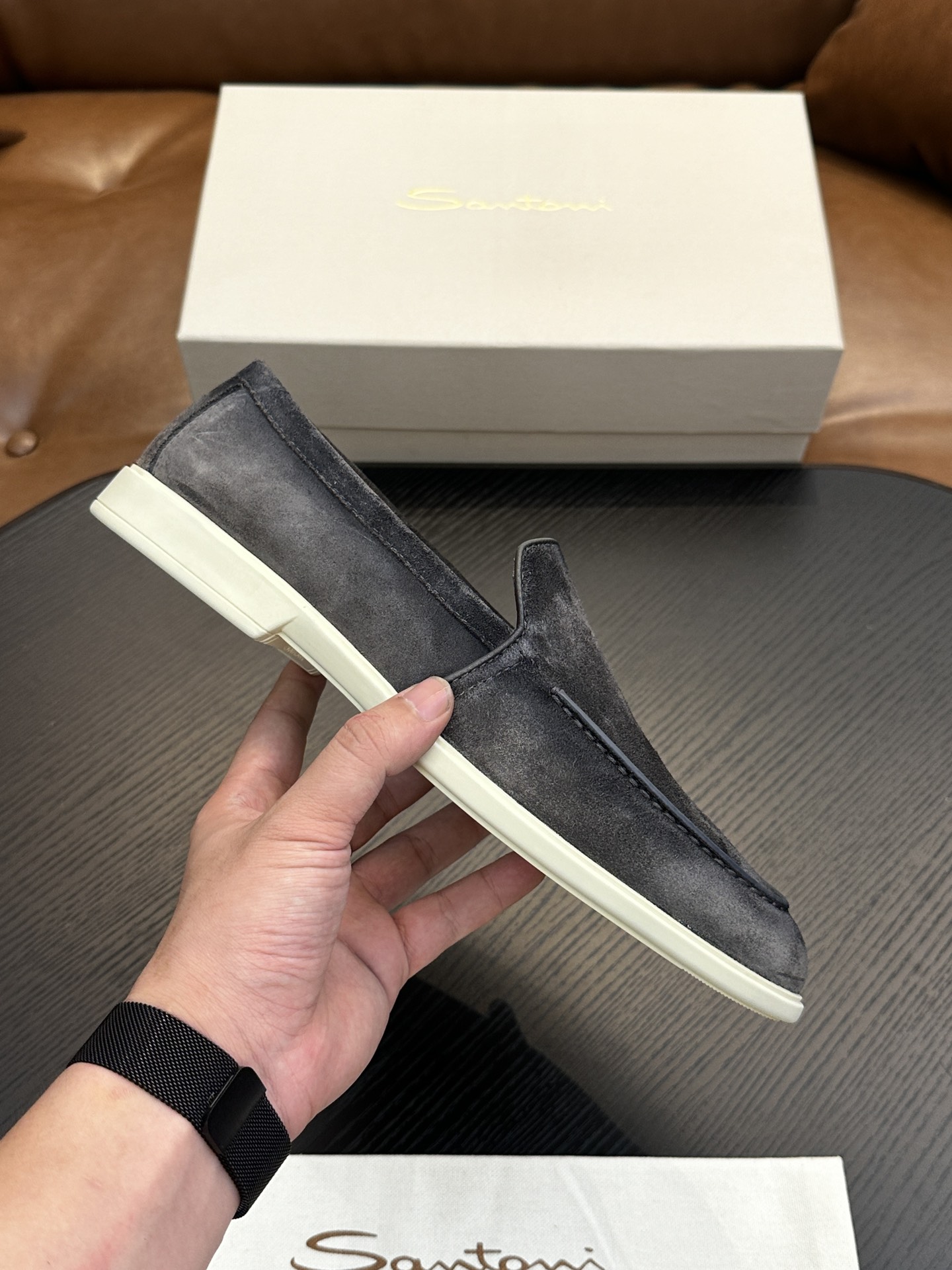 NO:223254,Brand Santoni original color matching Size 39-44 Custom made 38.45.46 Price Material Santoni Italian men's handmade loafers Each pair of shoes is simple and classic design, using 