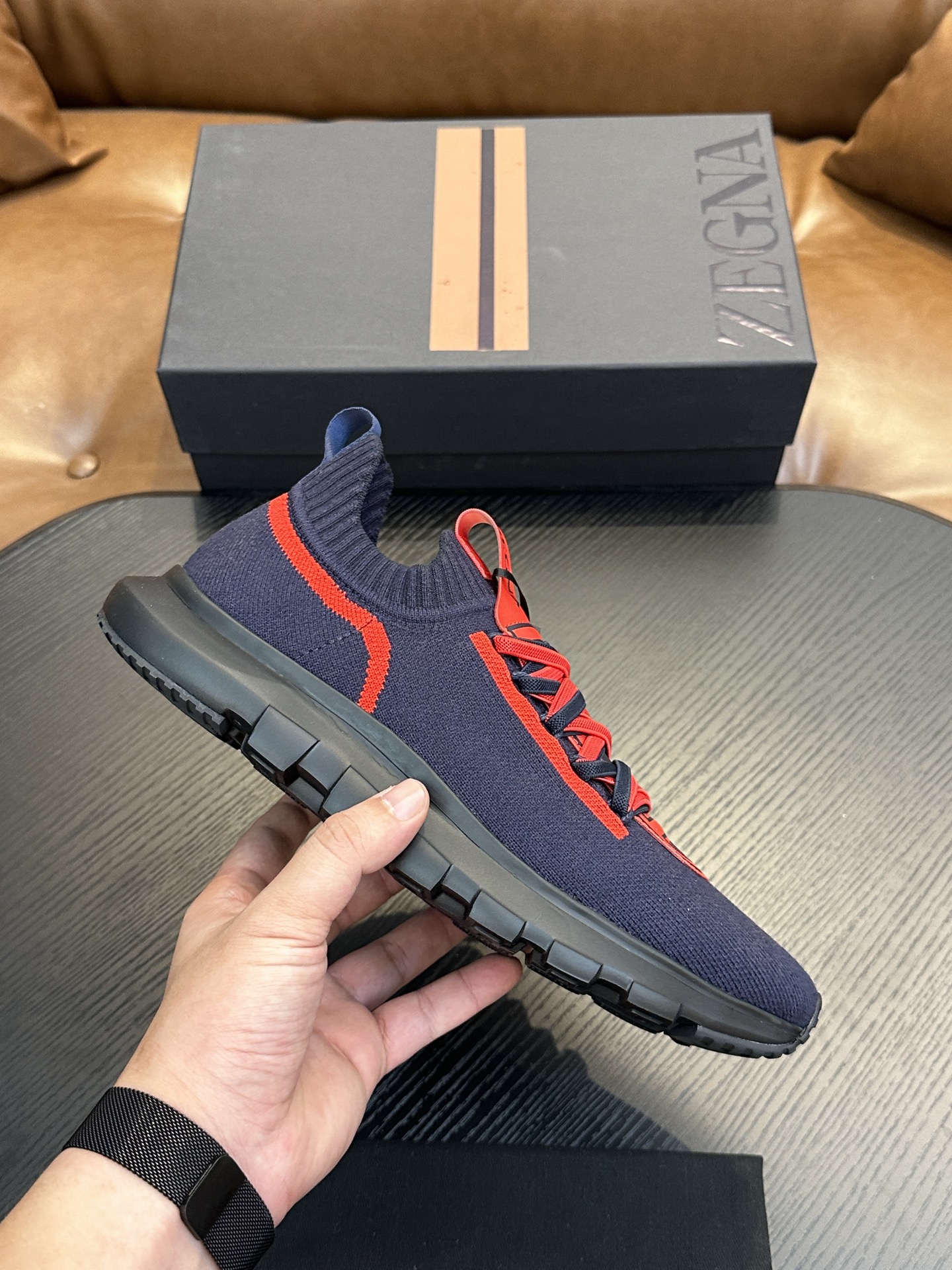 NO:222468,Brand Zegna Color original color matching Number of 39-44 Standard size Price Material Zegna New style Men's casual sneakers Upper is imported original fly-woven fabric Mesh footbed original single quality leather texture is extremely comfortable and breathable   original Zegna open mold customization Ultralight outsole market highest quality, Zegna casual sneakers19860909品牌Zegna 颜色原版配色 码数39-44标准码 价格 材质杰尼亚新款 男士 休闲运动鞋 鞋面采用进口原版飞织面料 网布垫脚原单品质皮质感极强舒适透气 原版Zegna开模定制 超轻大底市场最高品质,杰尼亚 休闲运动鞋,zegna,sneakers,Men's shoes