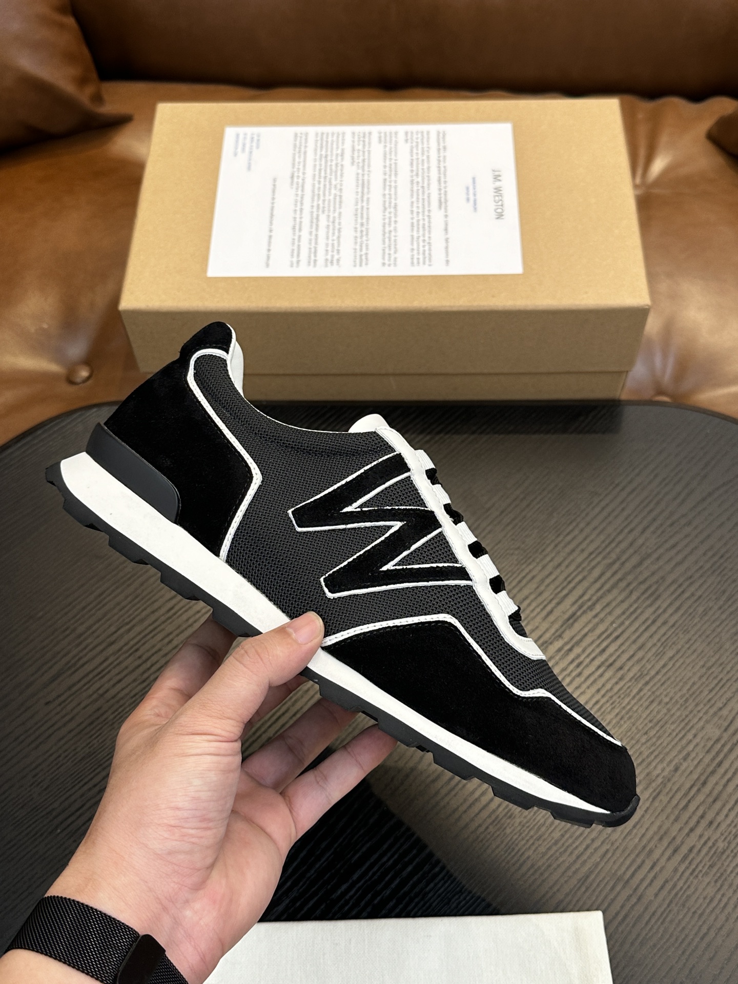 NO:274767,J.M.WESTON classic jogging shoes, men's lace-up casual shoes and sneakers, grandly launched a newcomer. About J.M. Weston, Limoges, founded in France in 1891, is a model for luxury gentleman leather shoes. With Goodyear Stitching as the golden rule of shoemaking, J.M. Weston perfectly arranges excellent traditional techniques, reflecting the brand's consistent persistence in high quality. Its classic styles have been innovated and inspired the current designer Michel Perry, creating elegant New Classics, Casual Chic and Casual Sport series. The most original spirit creates a unique style that is exclusive to you. This selected imported Italian soft calfskin   paired with reverse velvet  The conspicuous 