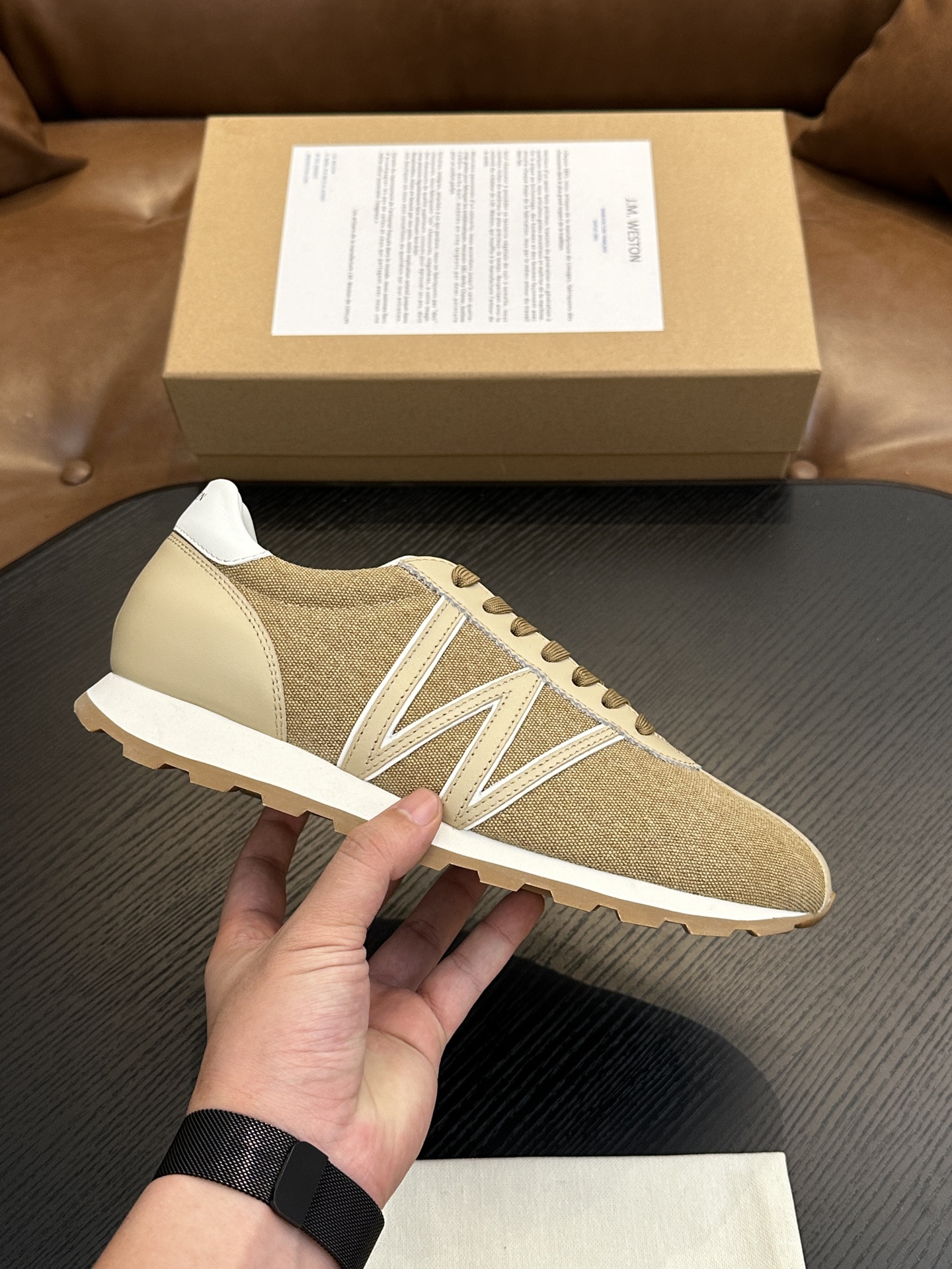 NO:341305,J.M.WESTON classic jogging shoes, men's lace-up casual shoes and sneakers, grandly launched a newcomer. About J.M. Weston, Limoges, founded in France in 1891, is a model for luxury gentleman leather shoes. With Goodyear Stitching as the golden rule of shoemaking, J.M. Weston perfectly arranges excellent traditional techniques, reflecting the brand's consistent persistence in high quality. Its classic styles have been innovated and inspired the current designer Michel Perry, creating elegant New Classics, Casual Chic and Casual Sport series. The most original spirit creates a unique style that is exclusive to you. This selected imported Italian soft calfskin + paired with reverse velvet  The conspicuous 