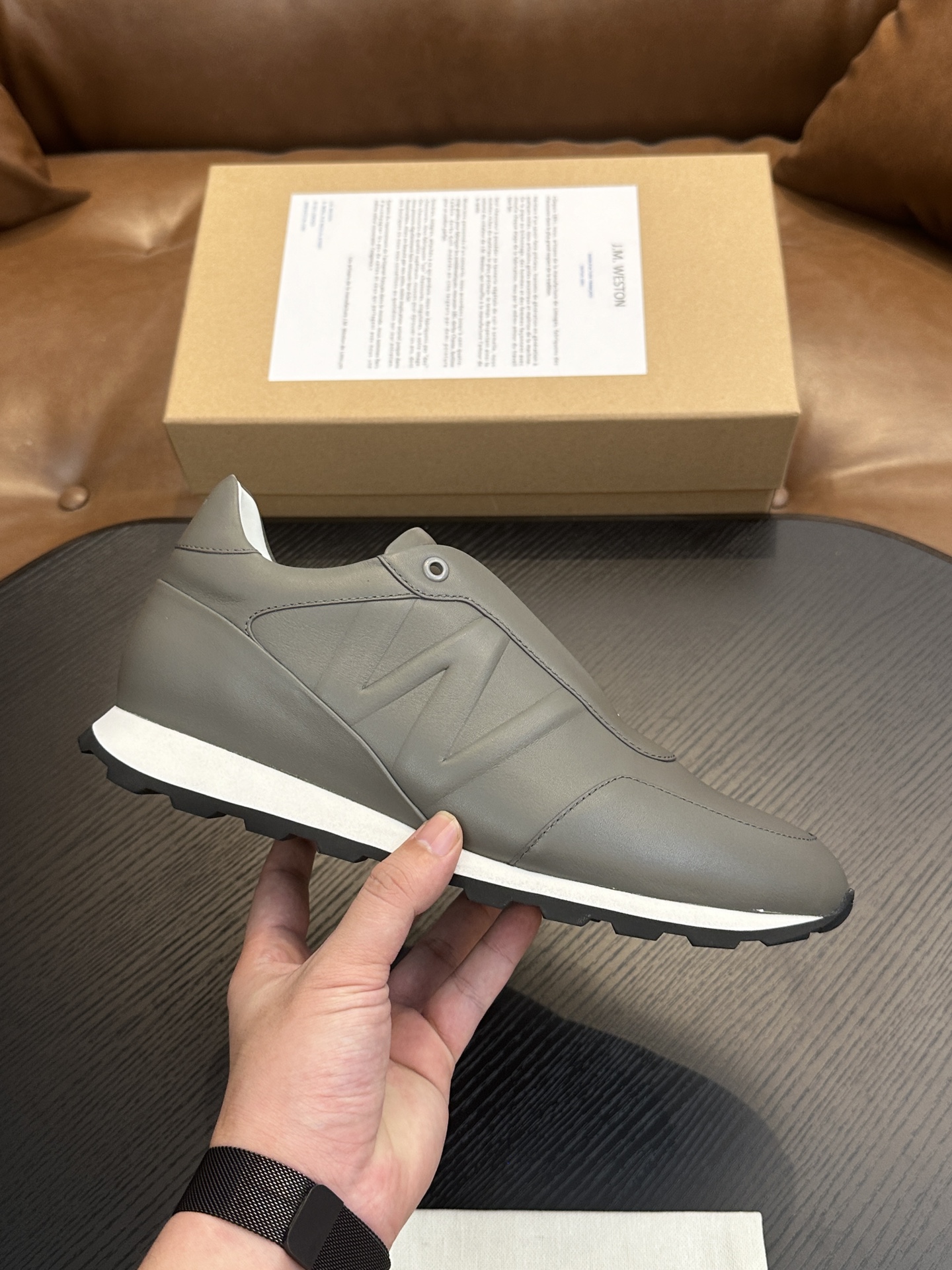 NO:340049,J.M.WESTON classic jogging shoes, men's lace-up casual shoes and sneakers, grandly launched a newcomer. About J.M. Weston, Limoges, founded in France in 1891, is a model for luxury gentleman leather shoes. With Goodyear Stitching as the golden rule of shoemaking, J.M. Weston perfectly arranges excellent traditional techniques, reflecting the brand's consistent persistence in high quality. Its classic styles have been innovated and inspired the current designer Michel Perry, creating elegant New Classics, Casual Chic and Casual Sport series. The most original spirit creates a unique style that is exclusive to you. This selected imported Italian soft calfskin + paired with reverse velvet  The conspicuous 