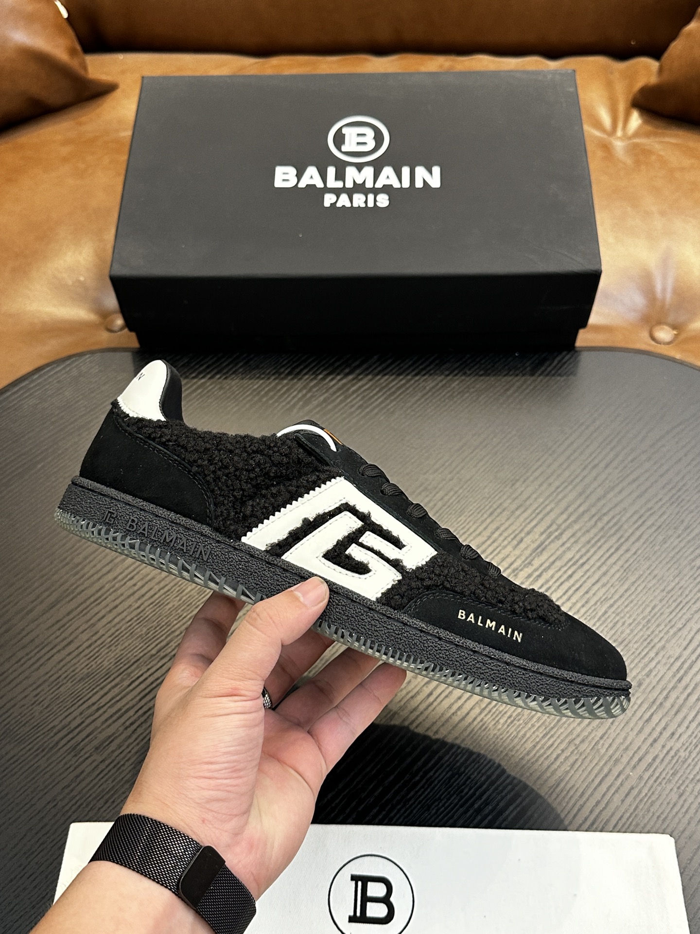 NO:276574,BALMAIN B-Skate sneakers B-Skate multi-material spliced ​​contrasting sneakers, upper is decorated with black laces, leather spliced ​​tongue embellished with Balmain logo, TPU sole is decorated with the same color Balmain logo. Size 39-44, 38, 45, 46, 47 can be determined, balmain, balmain, sneakers19860909BALMAIN巴尔曼B-Skate运动鞋 B-Skate 多材质拼接撞色运动鞋 ,鞋面饰有黑色鞋带,皮革拼接鞋舌点缀 Balmain 徽标, TPU 鞋底饰有同色系 Balmain 徽标. 码数39-44,38、45、46、47可定,,balmain,balmain,sneakers,Men's shoes