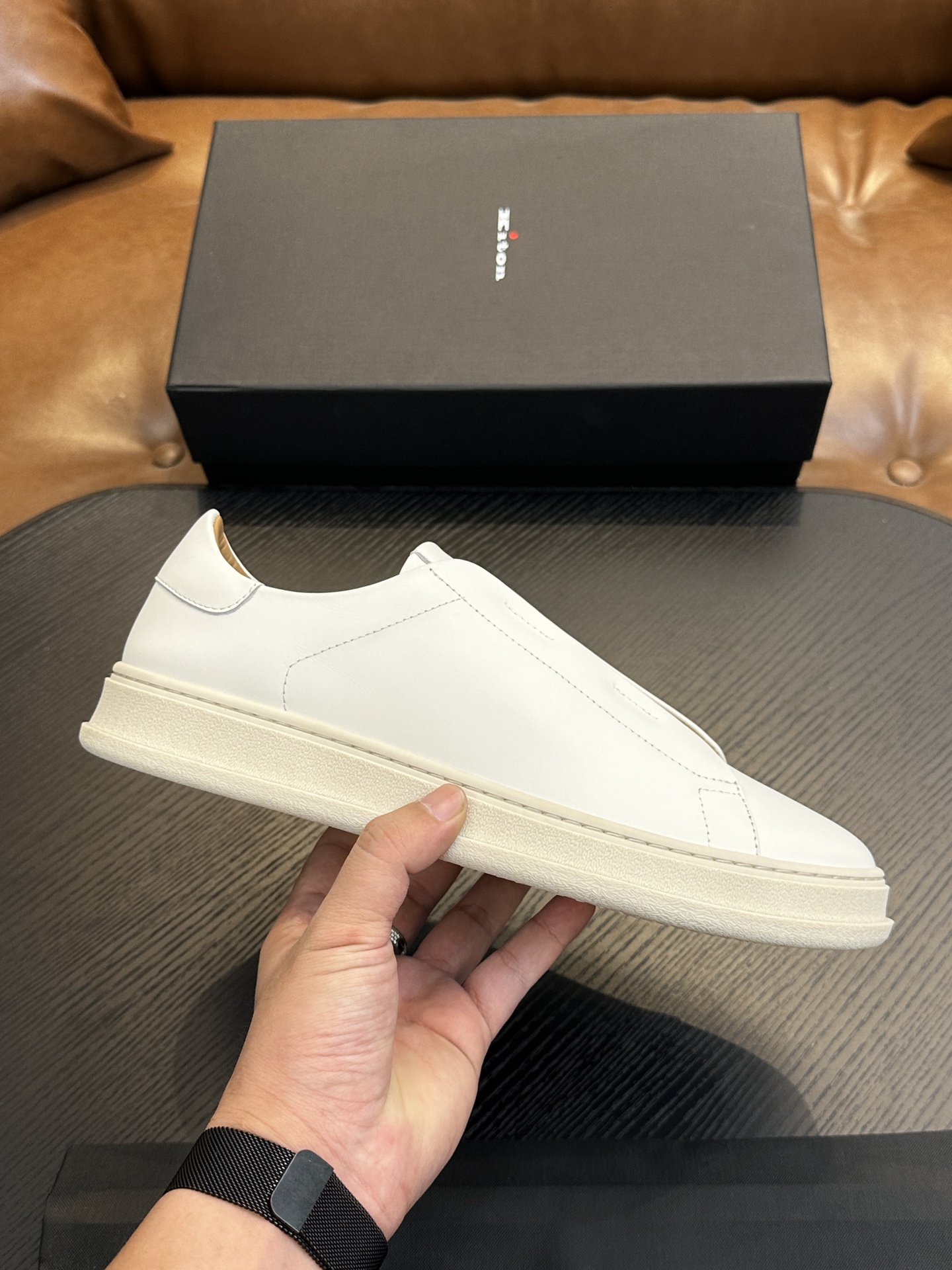 NO:341429,Kiton high-end luxury products, men's calf leather fabric sneakers, upper is made of calf leather, made of integrated molding, comfortable and breathable, the tongue Kiton micro-label, original outsole 1:1, providing a comfortable foot feeling!  Size39-44 (38 45 46 47 customized), Kiton casual shoes, sneakers, cowhide19860909Kiton高端奢品,男士小牛皮面料运动鞋,鞋面由小牛皮制成,一体成型工艺制作,舒适透气,鞋舌Kiton微标,原版大底1:1,提供舒适脚感！ Size39-44（38 45 46 47定做）,Kiton 休闲鞋,sneakers,cowhide,Men's shoes