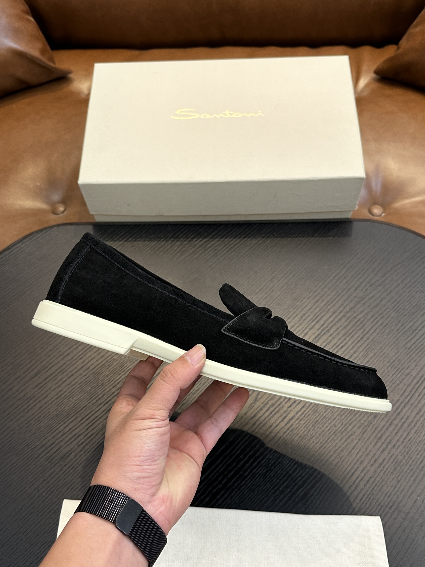 NO:222660,Brand Santoni original color matching Size 39-44 Custom made 38.45.46 Price Material Santoni Italian men's handmade loafers Each pair of shoes is simple and classic design, using 