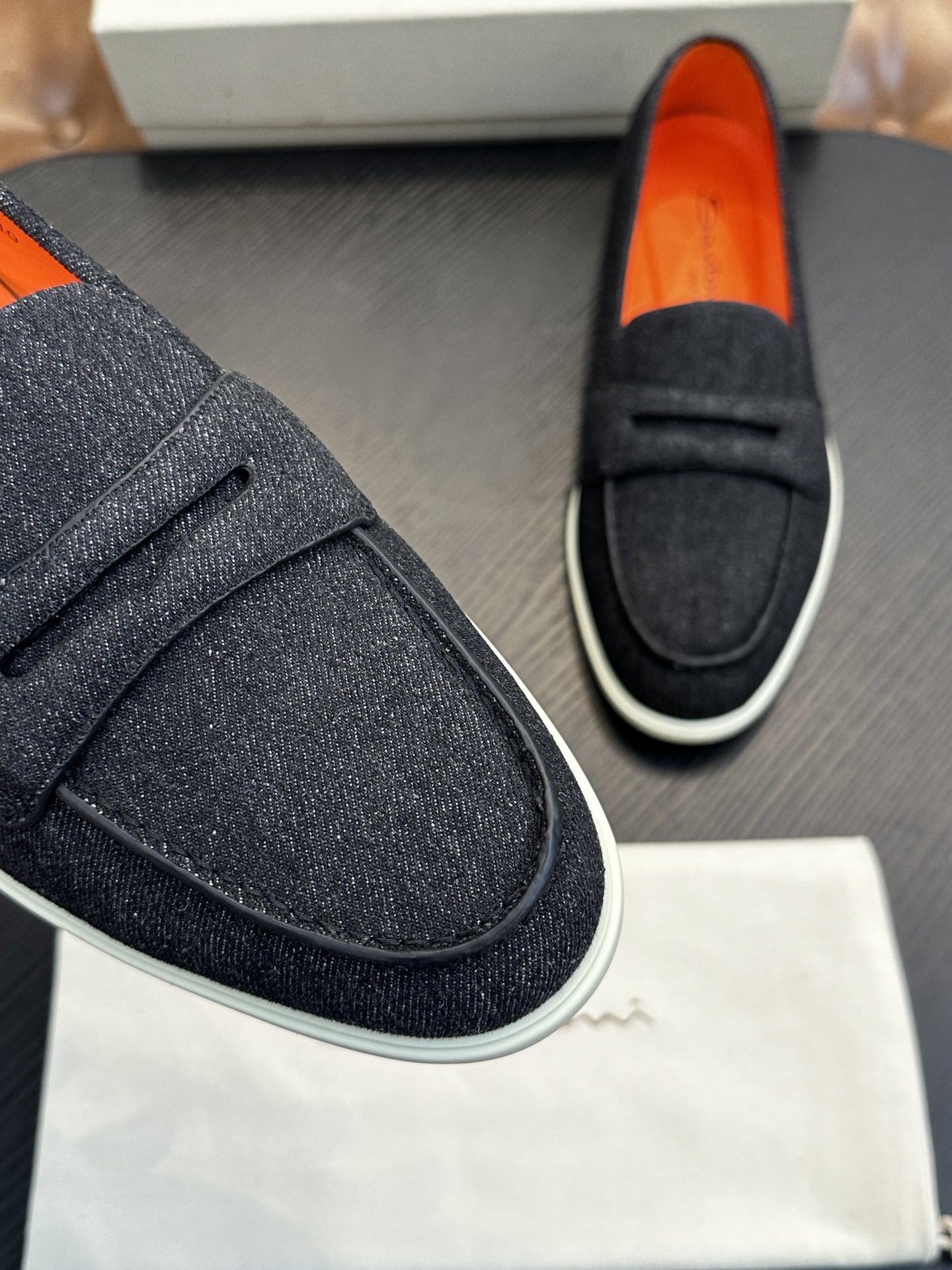 Santoni Men's Casual Loafers - Italian Handmade Comfort and Style 7 i1734274457 6870 2