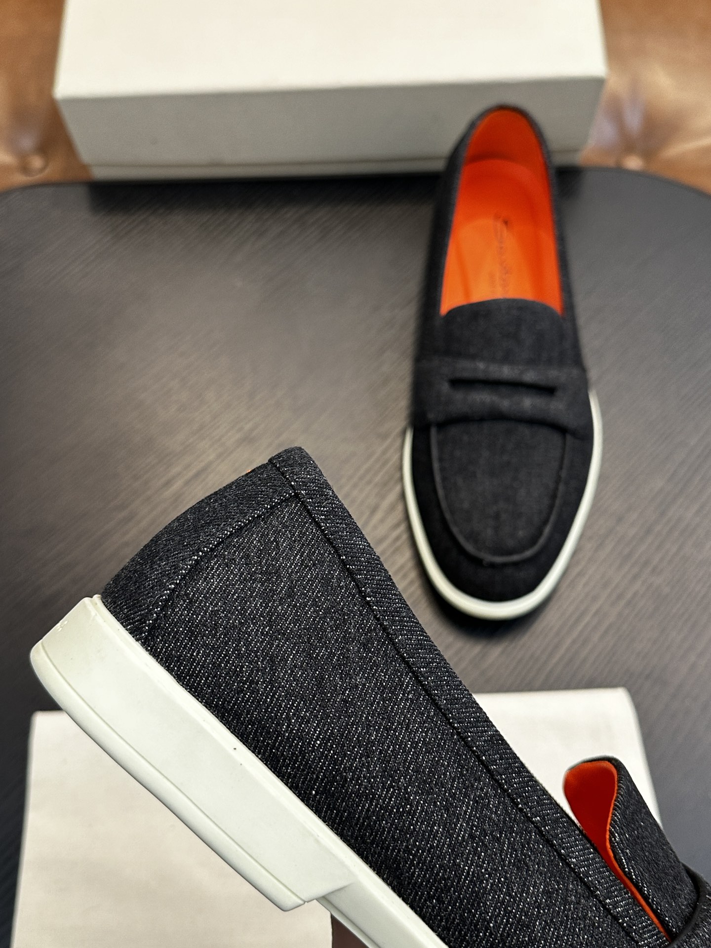 Santoni Men's Casual Loafers - Italian Handmade Comfort and Style 8 i1734274457 8070 1