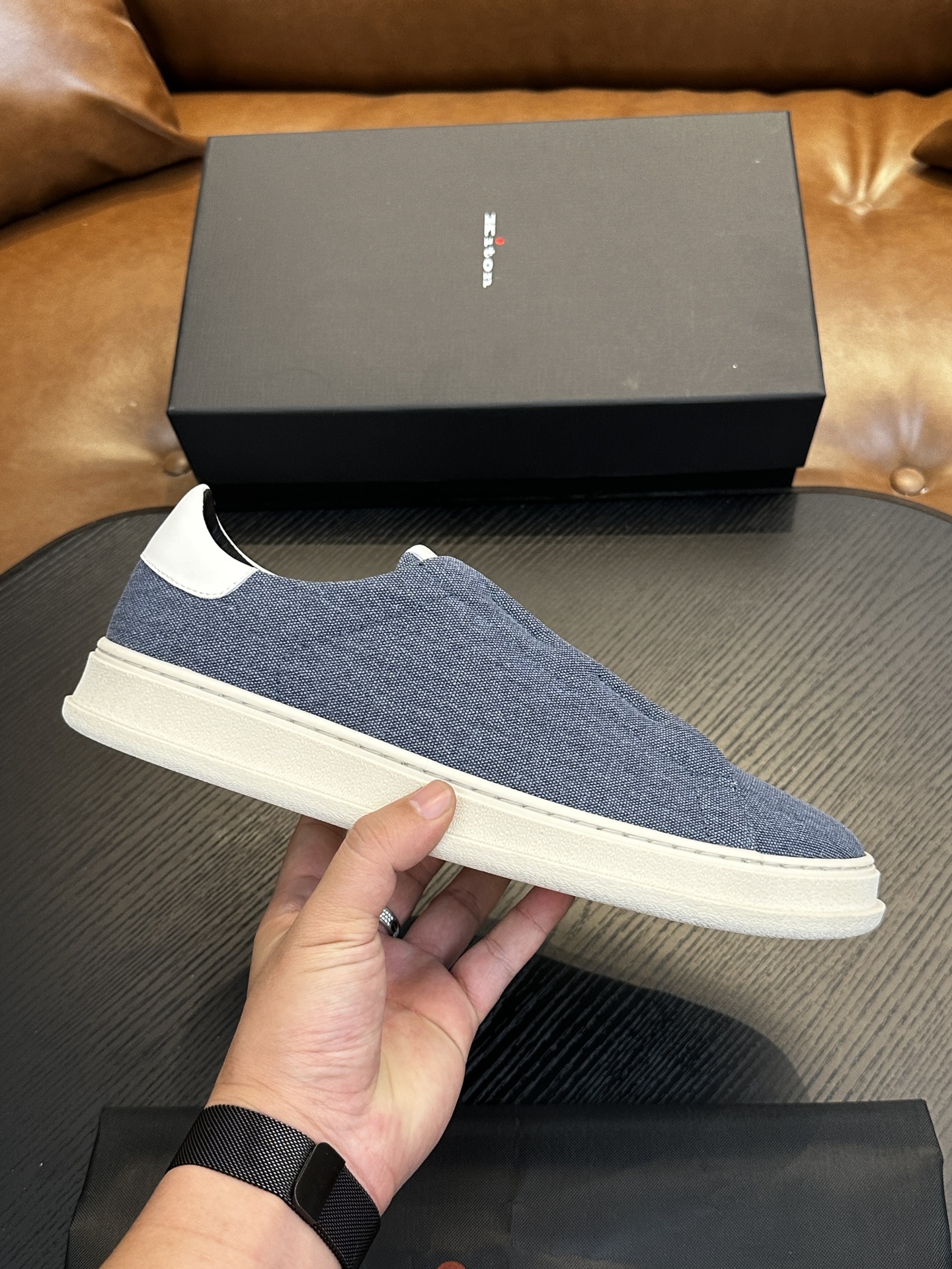 NO:277192,Kiton high-end luxury products, men's calf leather fabric sneakers, upper is made of calf leather, made of integrated molding, comfortable and breathable, the tongue Kiton micro-label, original outsole 1:1, providing a comfortable foot feeling!  Size39-44 (38 45 46 47 Custom made), Sneakers, cowhide19860909Kiton高端奢品,男士小牛皮面料运动鞋,鞋面由小牛皮制成,一体成型工艺制作,舒适透气,鞋舌Kiton微标,原版大底1:1,提供舒适脚感！ Size39-44（38 45 46 47定做）,,sneakers,cowhide,Men's shoes