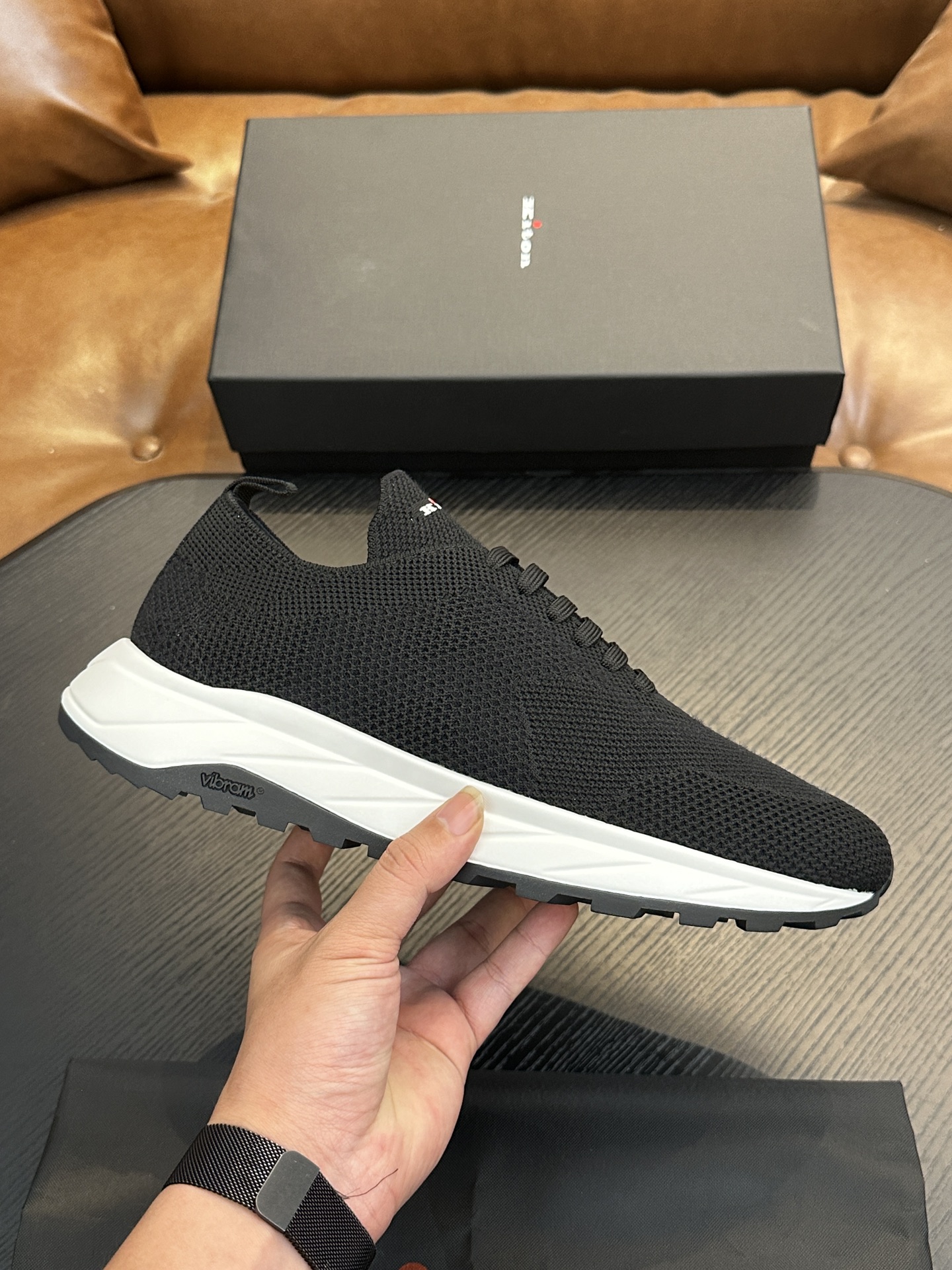 NO:273566,Kiton high-end luxury products, men's knitted fabric sneakers, the upper is made of knitted fabric, made of integrated molding, comfortable and breathable, the shoe tongue embroidered Kiton micro-label, original outsole 1:1, providing a comfortable foot feeling!  Size39-44 (38 45 46 47 Customized), Sneakers19860909Kiton高端奢品,男士针织面料运动鞋,鞋面由针织面料制成,一体成型工艺制作,舒适透气,鞋舌刺绣Kiton微标,原版大底1:1,提供舒适脚感！ Size39-44（38 45 46 47定做）,,sneakers,Men's shoes