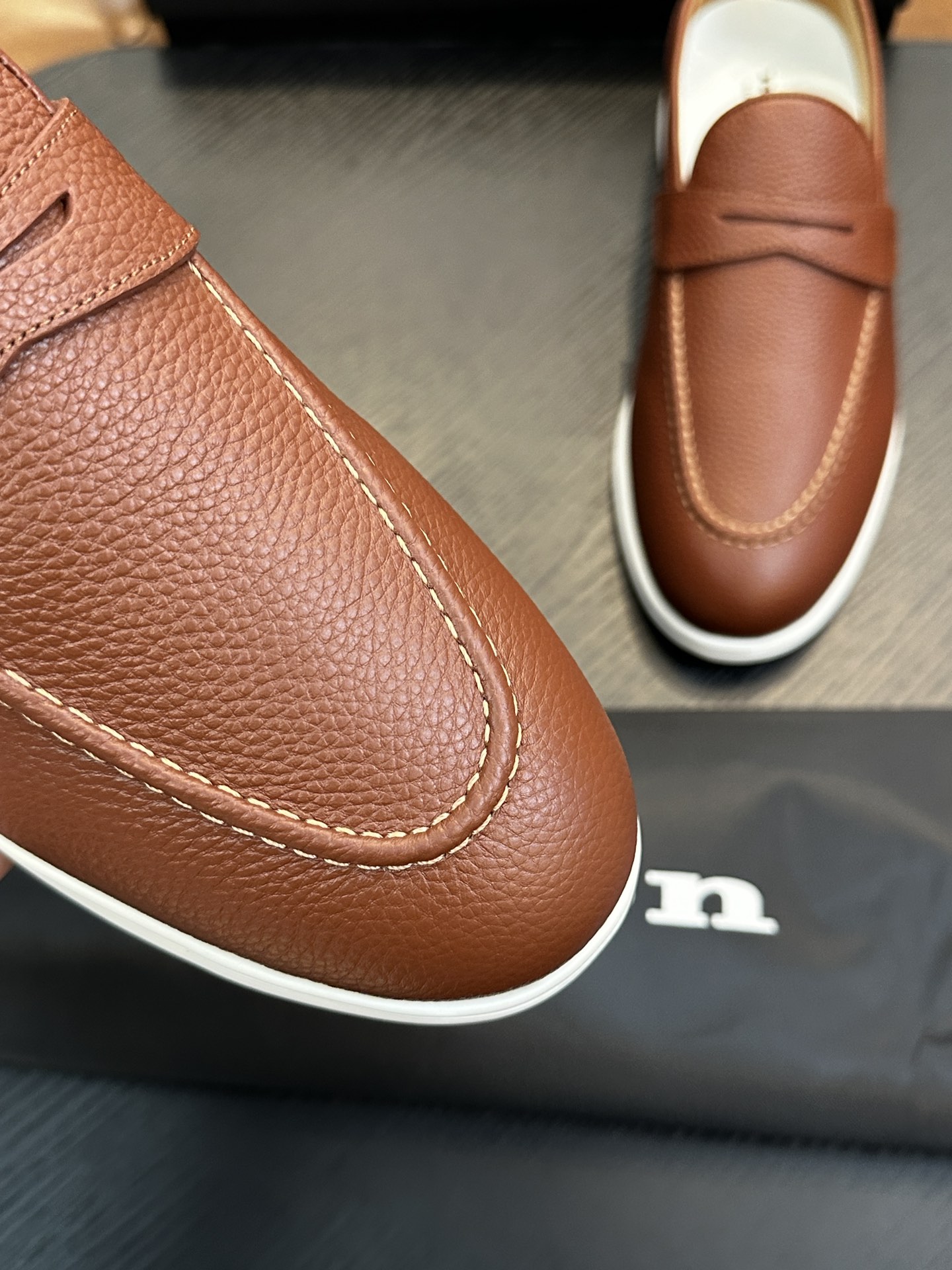 Kiton Men's Leather Loafers - Comfortable, Breathable, Original Design 7 i1743358910 3086 8