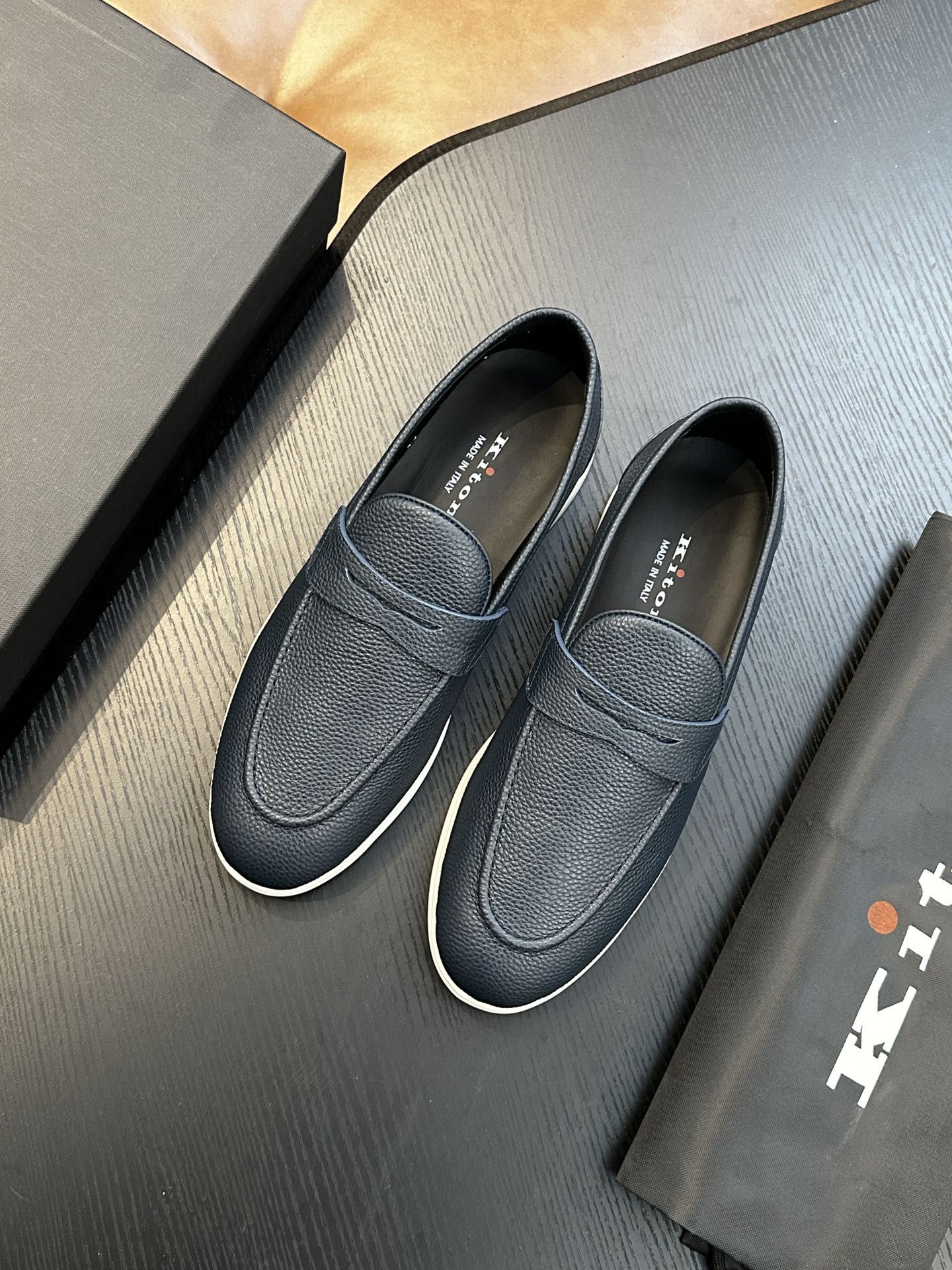 Kiton Men's Leather Loafers - Comfortable & Stylish Slip-On Dress Shoes 4 i1743358927 7406 2
