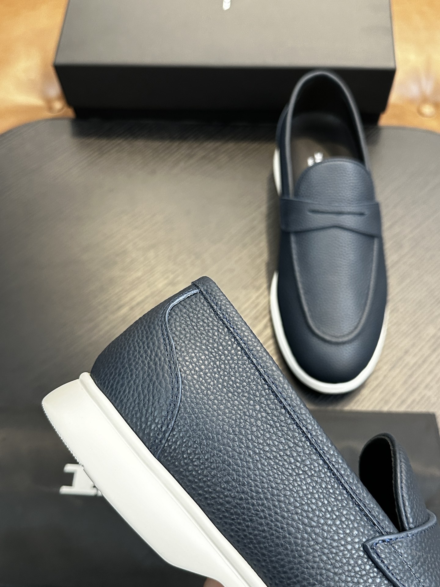 Kiton Men's Leather Loafers - Comfortable & Stylish Slip-On Dress Shoes 8 i1743358927 8414 6