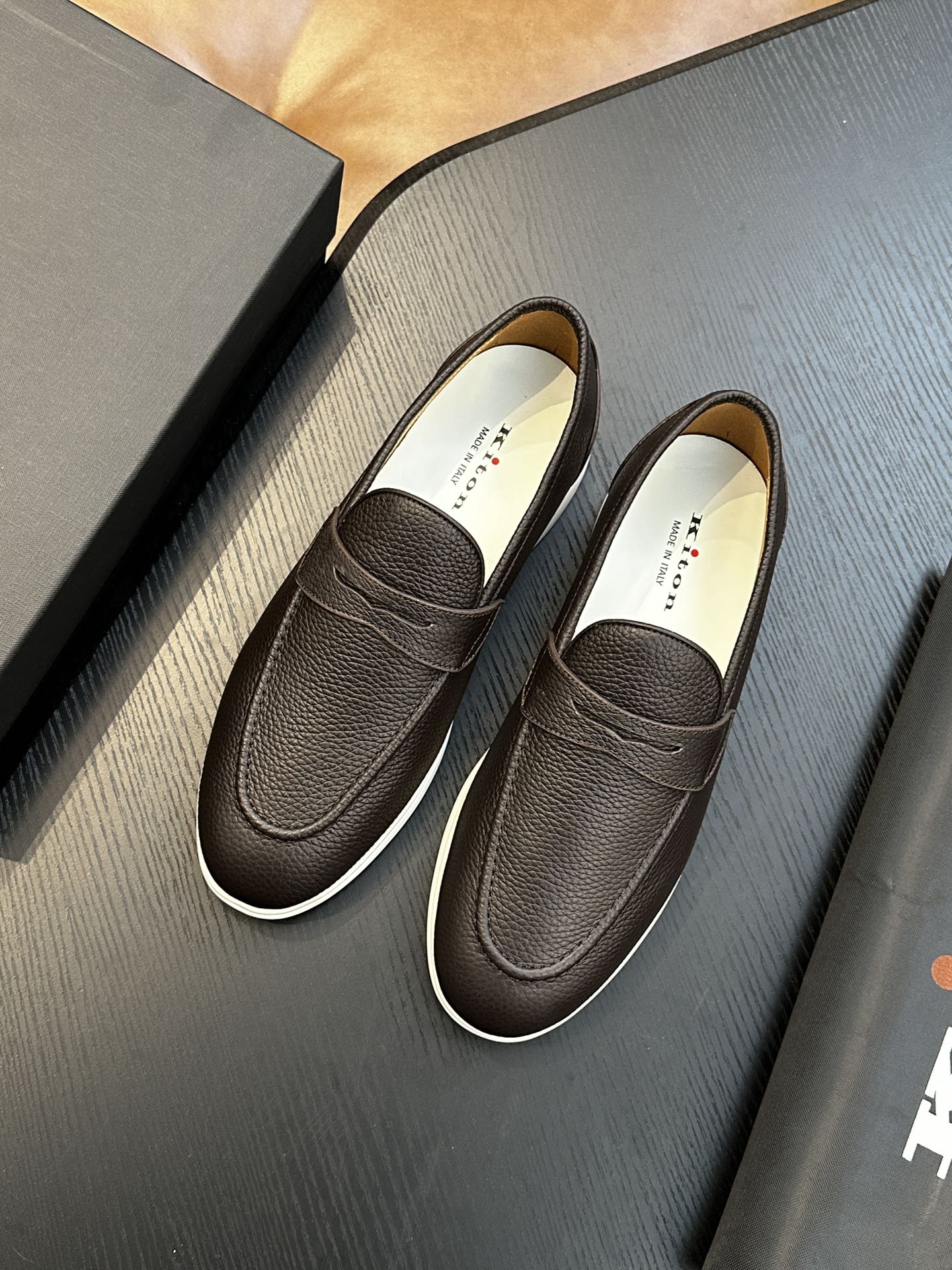 Kiton Men's Calfskin Leather Loafers - Handmade Italian Luxury, Comfortable Fit 4 i1743358959 4918 2