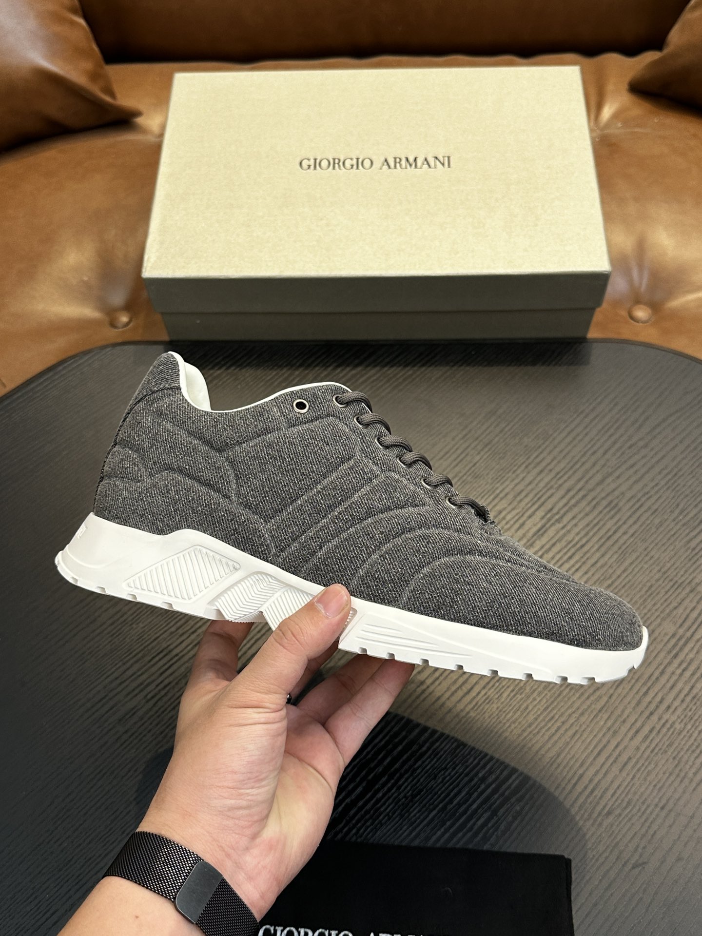 NO:222454,Brand ARMANI Color original color matching Number of 39-44 Standard code Price Material Armani 2025 new style casual shoes are boutique to create extremely high quality uppers with top layer cowhide splicing mesh, breathable mesh inner lining cowhide original combination sole Comfortable soft lightweight, Armani casual shoes, armani, armani, cowhide19860909品牌ARMANI 颜色原版配色 码数39-44标准码 价格 材质阿玛尼2025新款 休闲鞋精品打造极高质量 鞋面采用头层牛皮拼接网布 透气网布内里 牛皮垫脚 原版组合大底 舒适 柔软 轻便,阿玛尼 休闲鞋,armani,armani,cowhide,Men's shoes