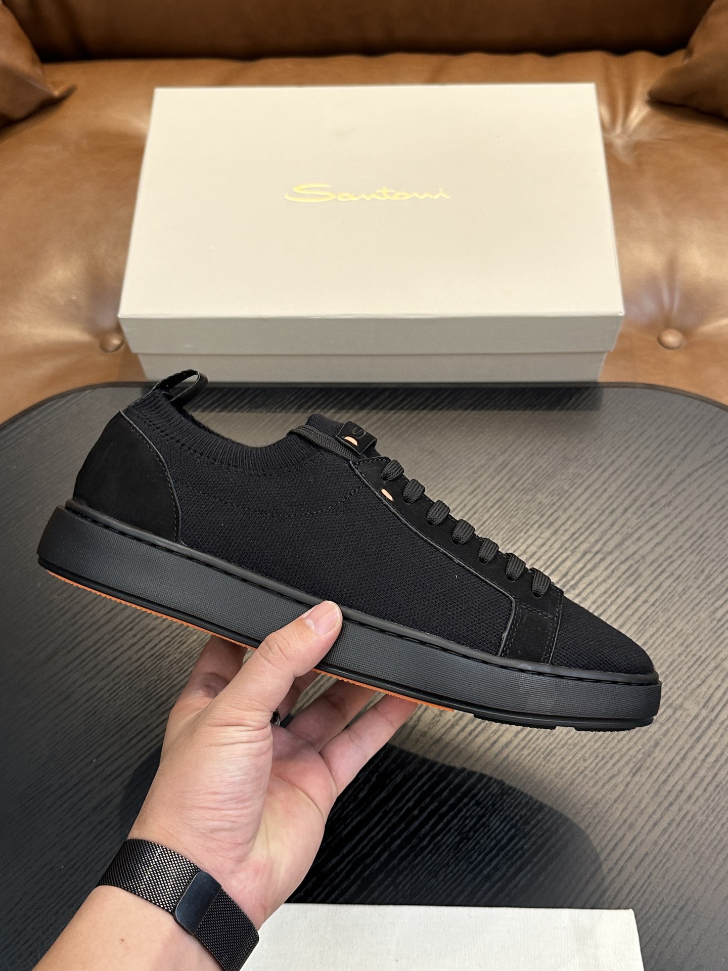 NO:222416,Brand Santoni original color matching Size 39-44 standard size Price Material Santoni Italian men's handmade calfskin casual shoes Pure handmade shoe brand, each pair of shoes is simple and classic, using 