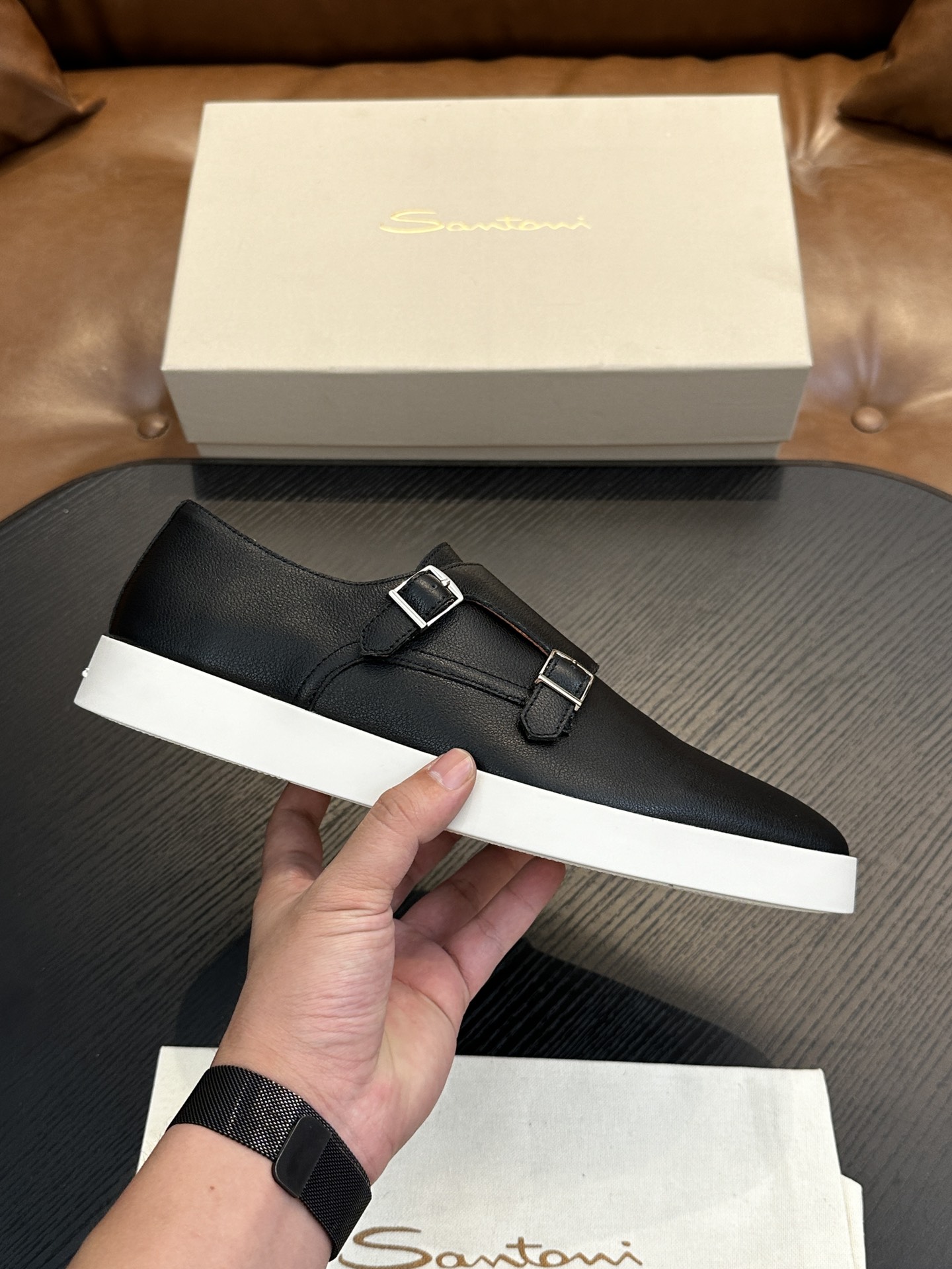 NO:223001,Brand Santoni original color matching Size 39-44 Custom made 38.45.46 Price Material Santoni Italian men's handmade loafers Each pair of shoes is simple and classic design, using 