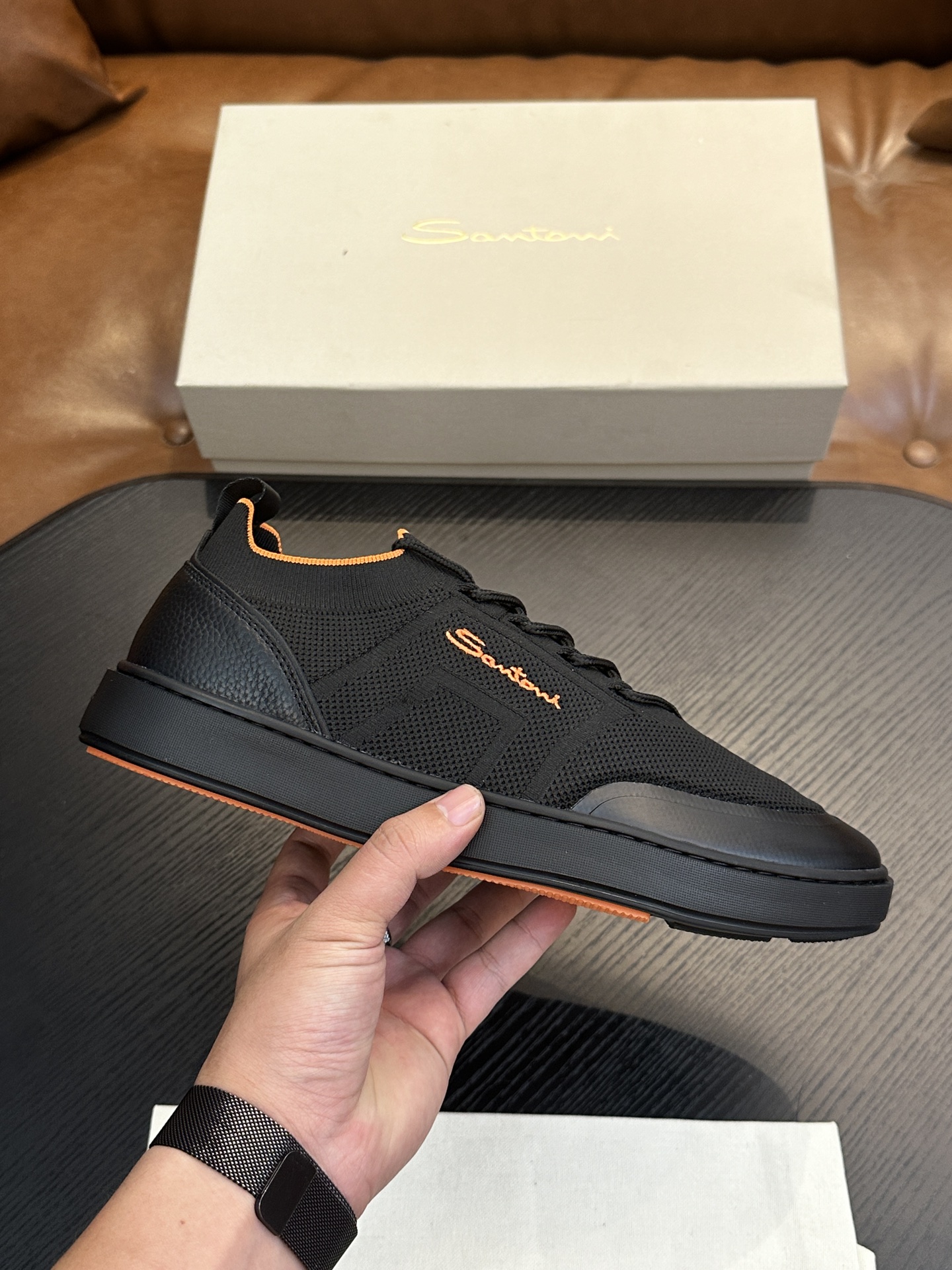 NO:223247,Brand Santoni original color matching Size 39-44 standard size Price Material Santoni Italian men's handmade calfskin casual shoes Pure handmade shoe brand, each pair of shoes is simple and classic, using 