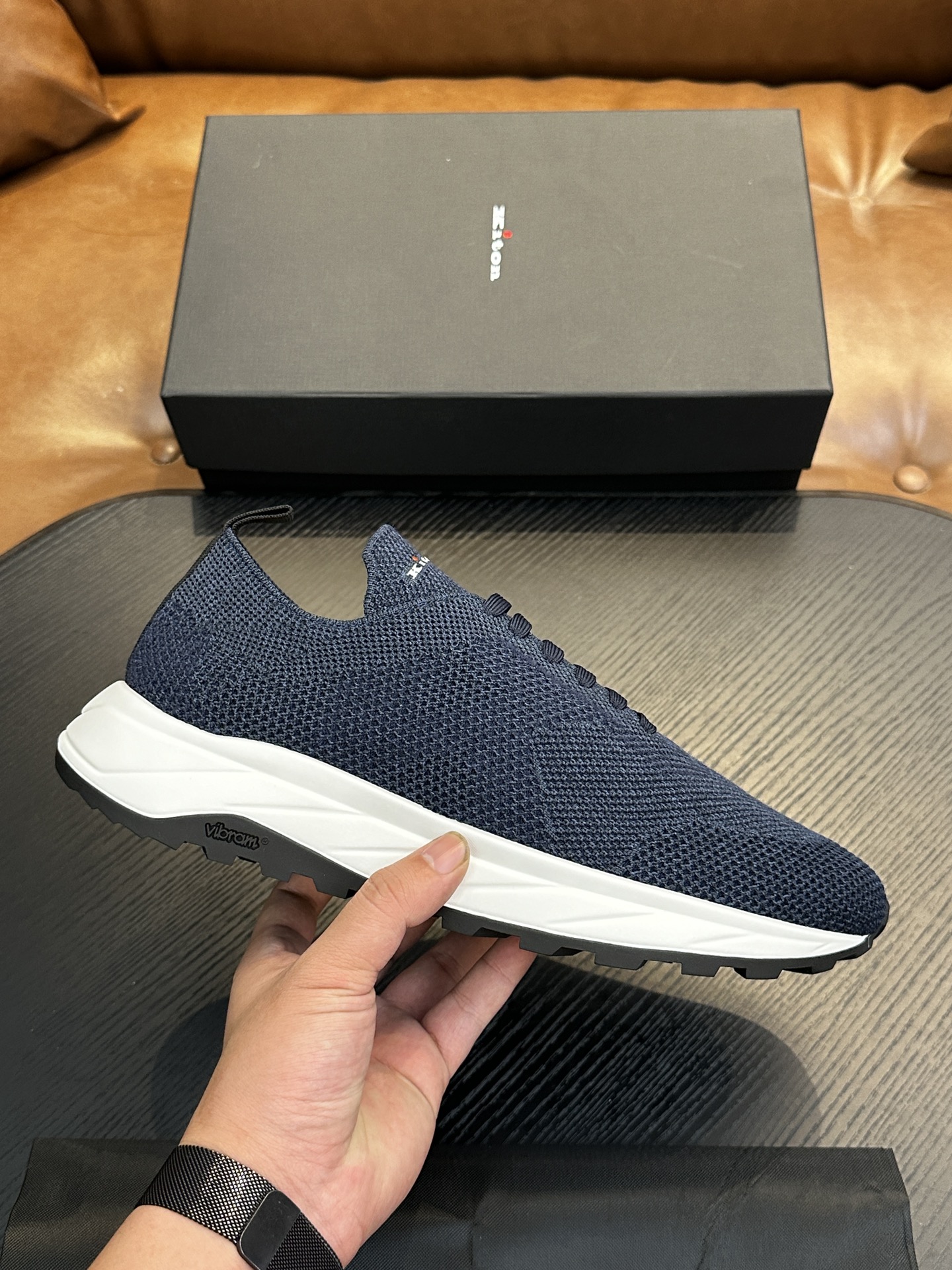 NO:223341,Brand Kiton color original color matching code number 39-44 customized 38454647 price material Kiton new product original single-stock low-top casual sports shoes!  The upper is made of original breathable flying fabric cowhide leather footbed original mold open sole, high quality worth owning, Kiton casual shoes, sneakers, cowhide19860909品牌Kiton 颜色原版配色 码数39-44定做38454647 价格 材质kiton新品原单货低帮休闲运动鞋！鞋面采用原版透气飞织面料牛皮垫脚原版开模大底、高品质值得拥有,Kiton 休闲鞋,sneakers,cowhide,Men's shoes