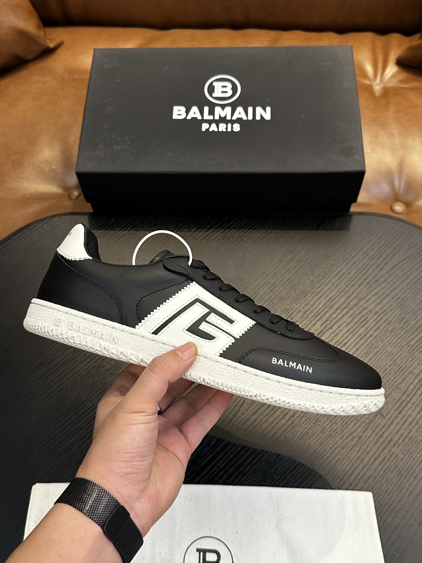 NO:283078,BALMAIN B-Skate sneakers B-Skate multi-material spliced ​​contrasting sneakers, upper is decorated with black laces, leather spliced ​​tongue embellished with Balmain logo, TPU sole is decorated with the same color Balmain logo. Size 39-44, 38, 45, 46, 47 can be determined, balmain, balmain, sneakers19860909BALMAIN巴尔曼B-Skate运动鞋 B-Skate 多材质拼接撞色运动鞋 ,鞋面饰有黑色鞋带,皮革拼接鞋舌点缀 Balmain 徽标, TPU 鞋底饰有同色系 Balmain 徽标. 码数39-44,38、45、46、47可定,,balmain,balmain,sneakers,Men's shoes