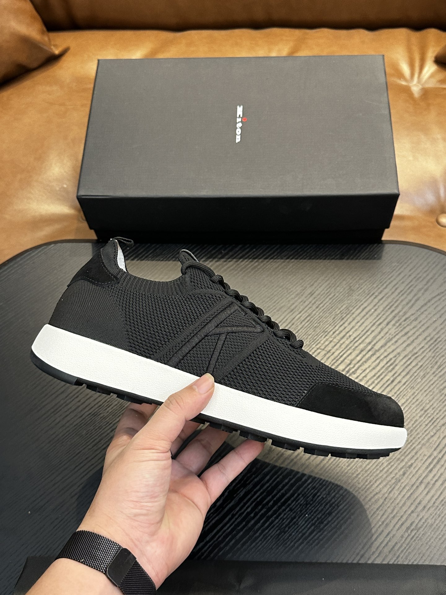 NO:338983,Kiton high-end luxury products, men's knitted fabric sneakers, the upper is made of knitted fabric, made of integrated molding, comfortable and breathable, the shoe tongue embroidered Kiton micro-label, original outsole 1:1, providing a comfortable foot feeling!  Size39-44 (38 45 46 47 customized), Kiton casual shoes, sneakers19860909Kiton高端奢品,男士针织面料运动鞋,鞋面由针织面料制成,一体成型工艺制作,舒适透气,鞋舌刺绣Kiton微标,原版大底1:1,提供舒适脚感！ Size39-44（38 45 46 47定做）,Kiton 休闲鞋,sneakers,Men's shoes