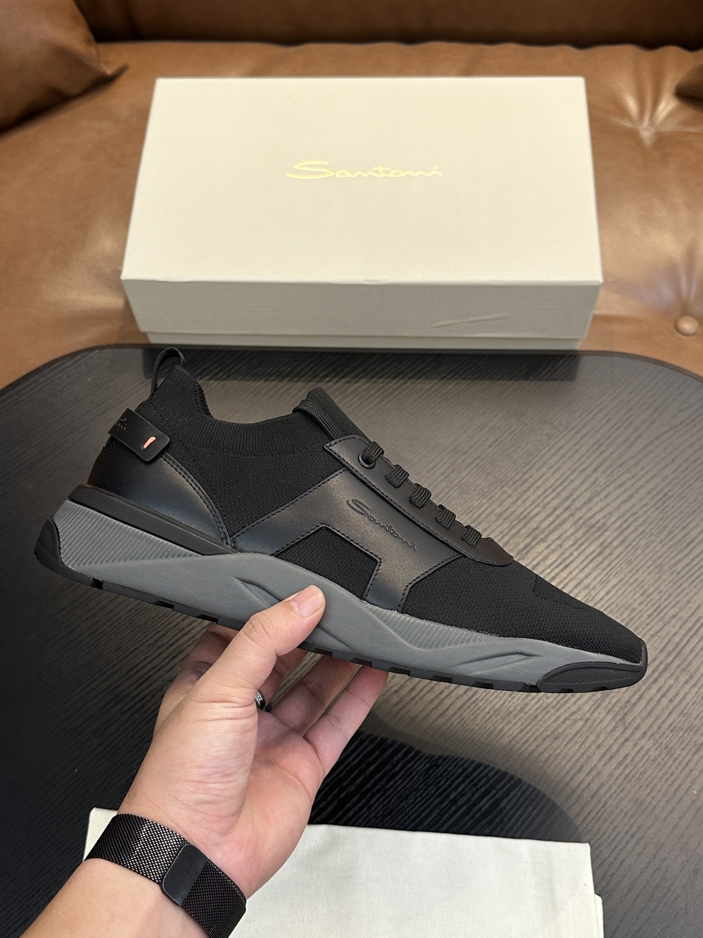 NO:338982,Santoni (Santoni) Italian men's handmade calfskin shoes shipped!  Each pair of shoes from this Italian pure handmade shoe brand is simple and classic, and it is very comfortable and versatile on the feet!  It is not accurate to describe the Italian shoe brand Santoni as a 