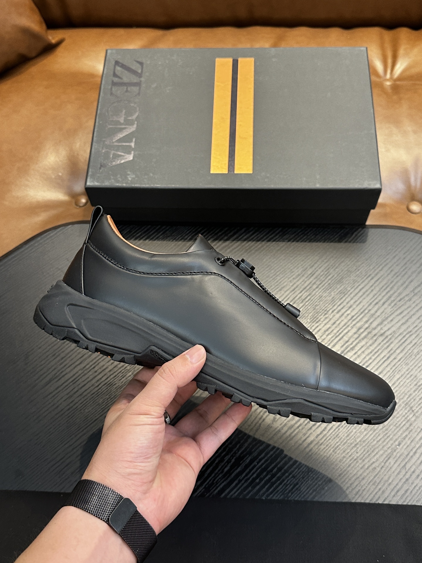 NO:355230,2014 new series ZEGNA men's suede Triple StitchMonte luxury casual shoes The latest catwalk official website synchronizes PRODUCT INFORMATIONMONTE (MN·TE) means 