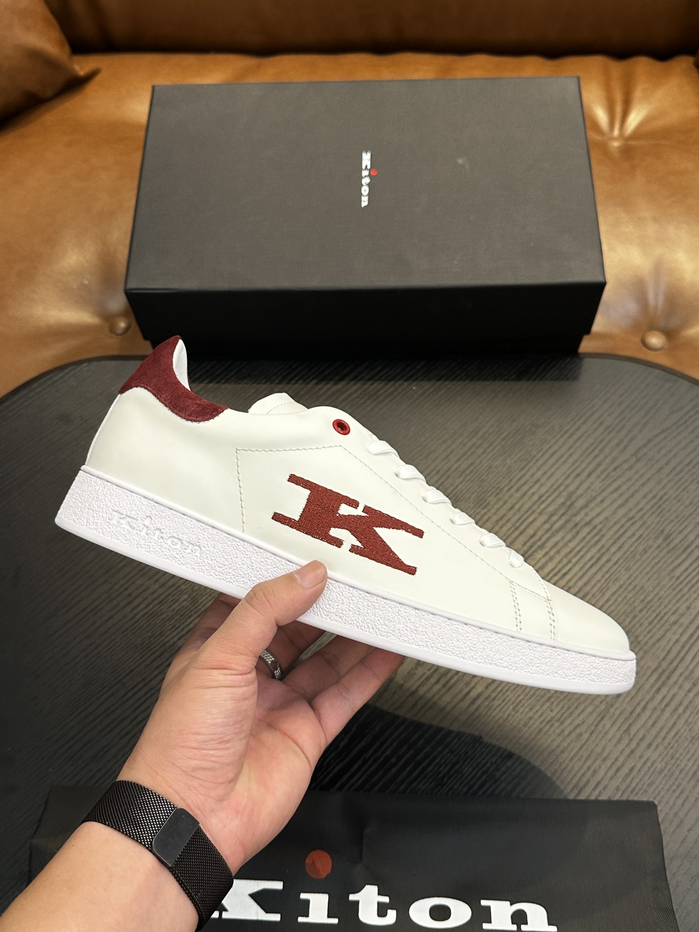 NO:341845,Kiton high-end luxury products, men's calf leather fabric sneakers, upper is made of calf leather, made of integrated molding, comfortable and breathable, the tongue Kiton micro-label, original outsole 1:1, providing a comfortable foot feeling!  Size39-44 (38 45 46 47 customized), Kiton casual shoes, sneakers, cowhide19860909Kiton高端奢品,男士小牛皮面料运动鞋,鞋面由小牛皮制成,一体成型工艺制作,舒适透气,鞋舌Kiton微标,原版大底1:1,提供舒适脚感！ Size39-44（38 45 46 47定做）,Kiton 休闲鞋,sneakers,cowhide,Men's shoes
